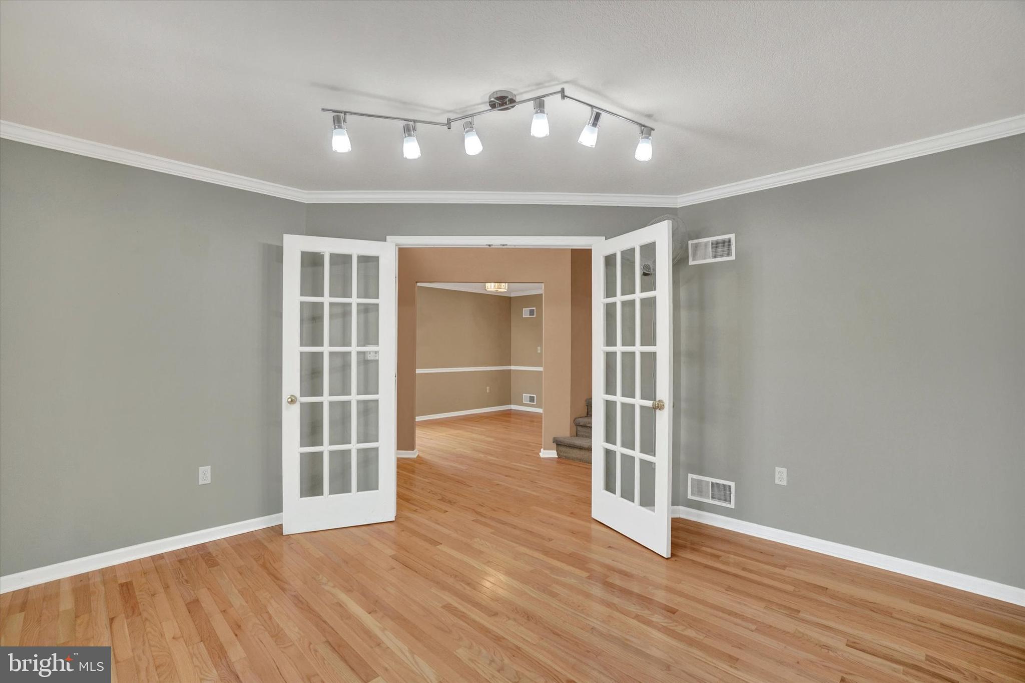 LITTLE CREEK - Residential