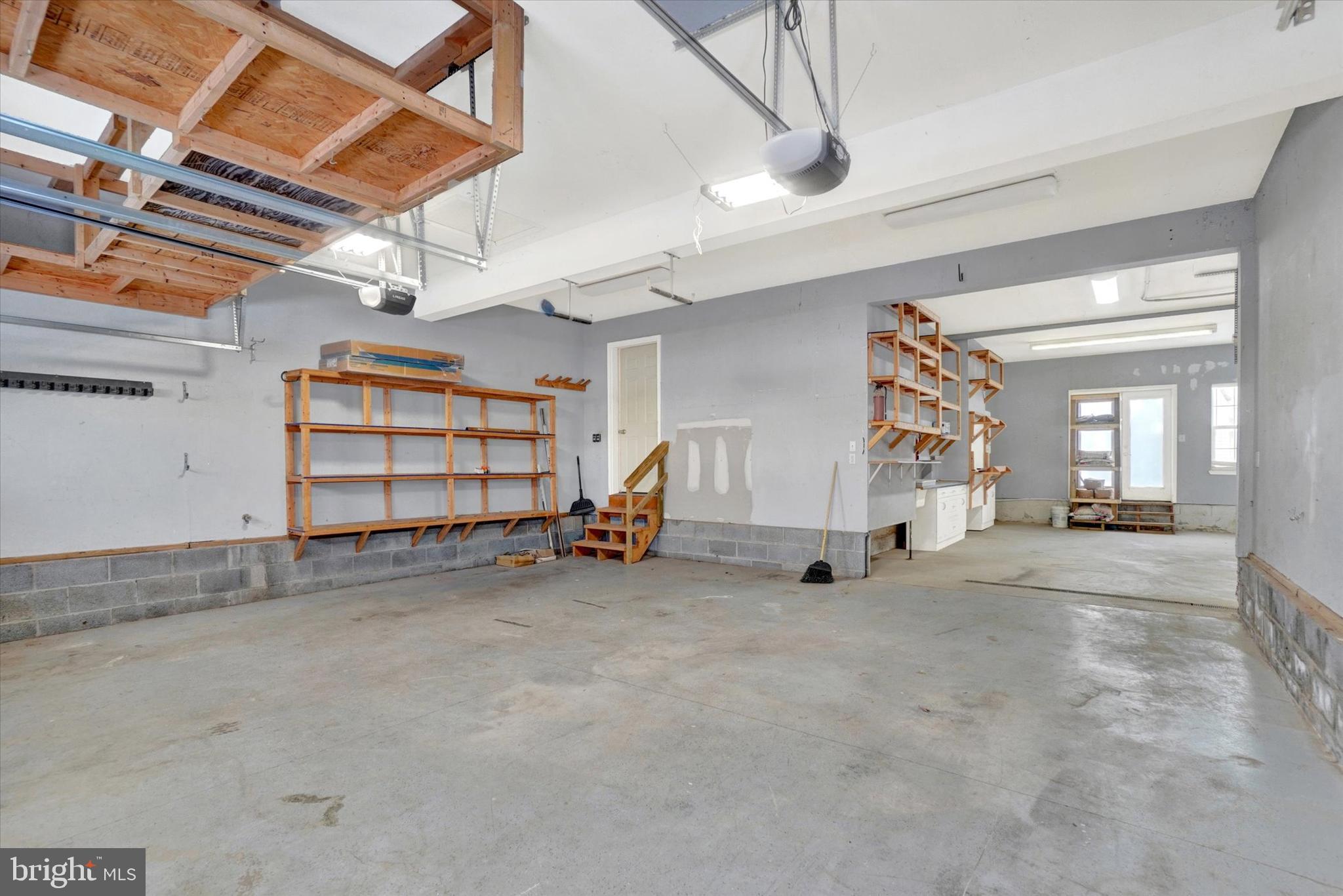 LITTLE CREEK - Residential