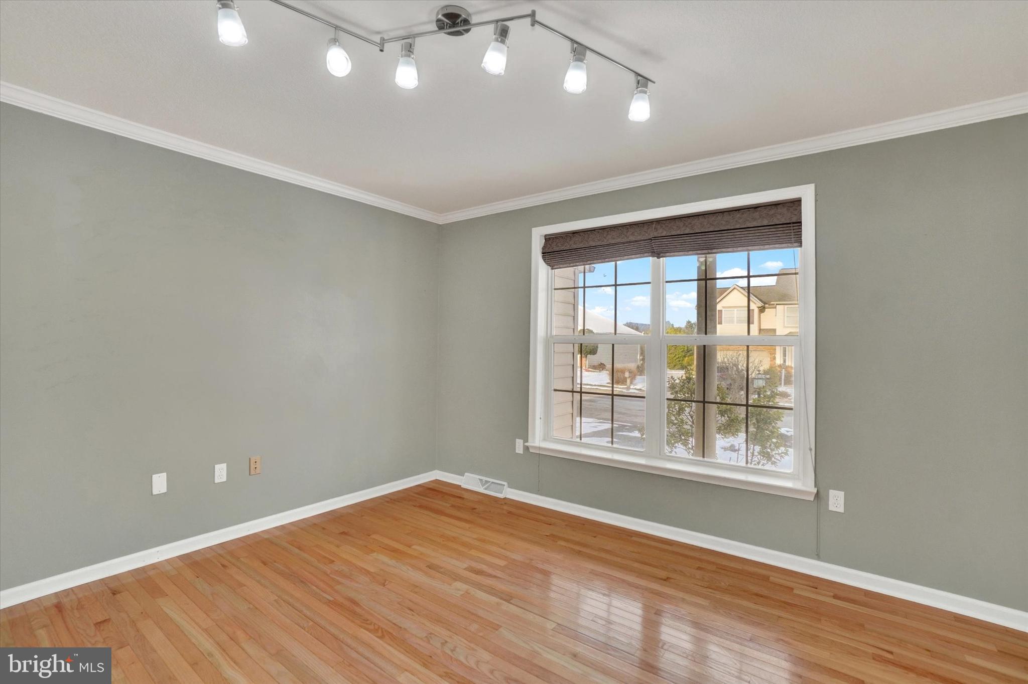 LITTLE CREEK - Residential