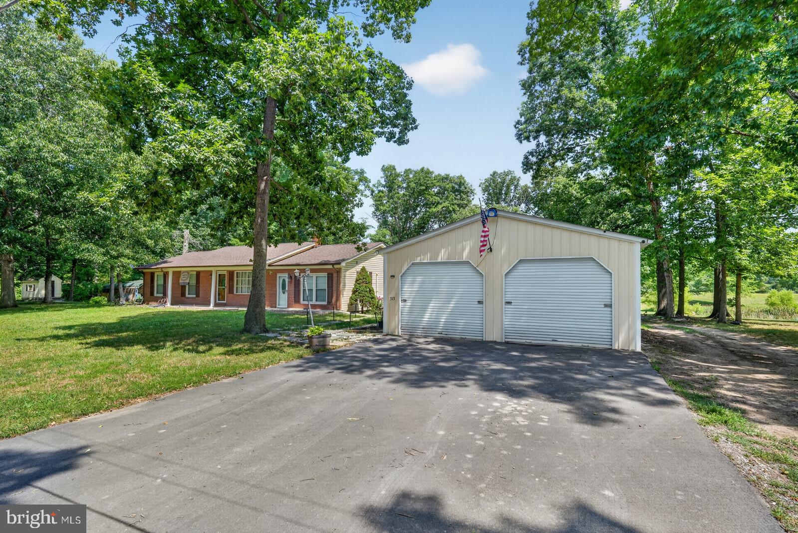 313 KNIGHT DRIVE