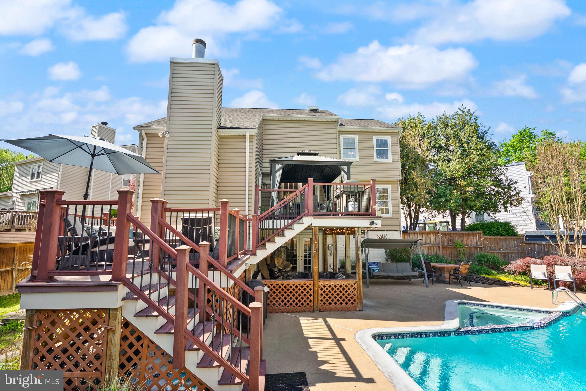 BELLE POND FARM - Residential