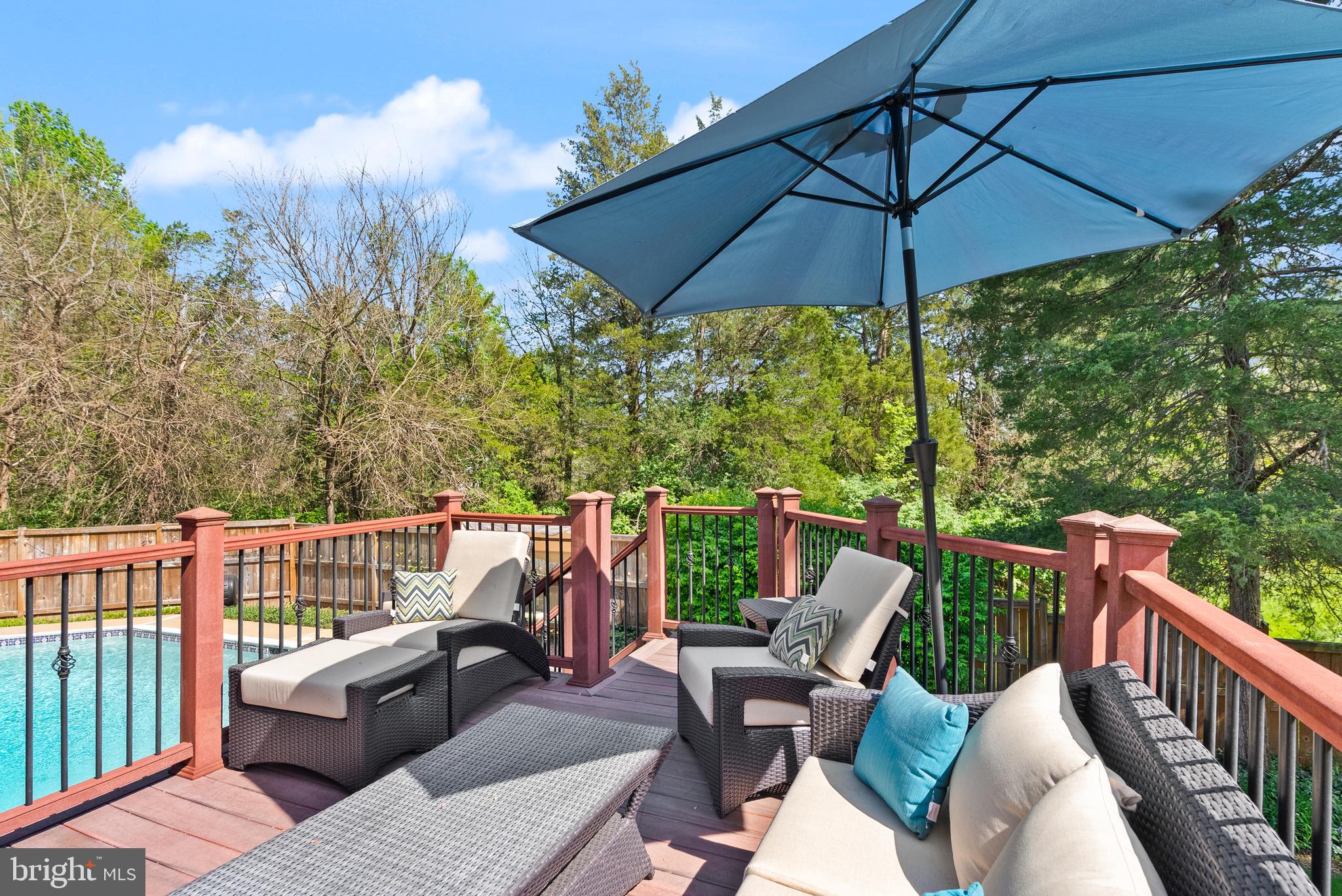 BELLE POND FARM - Residential