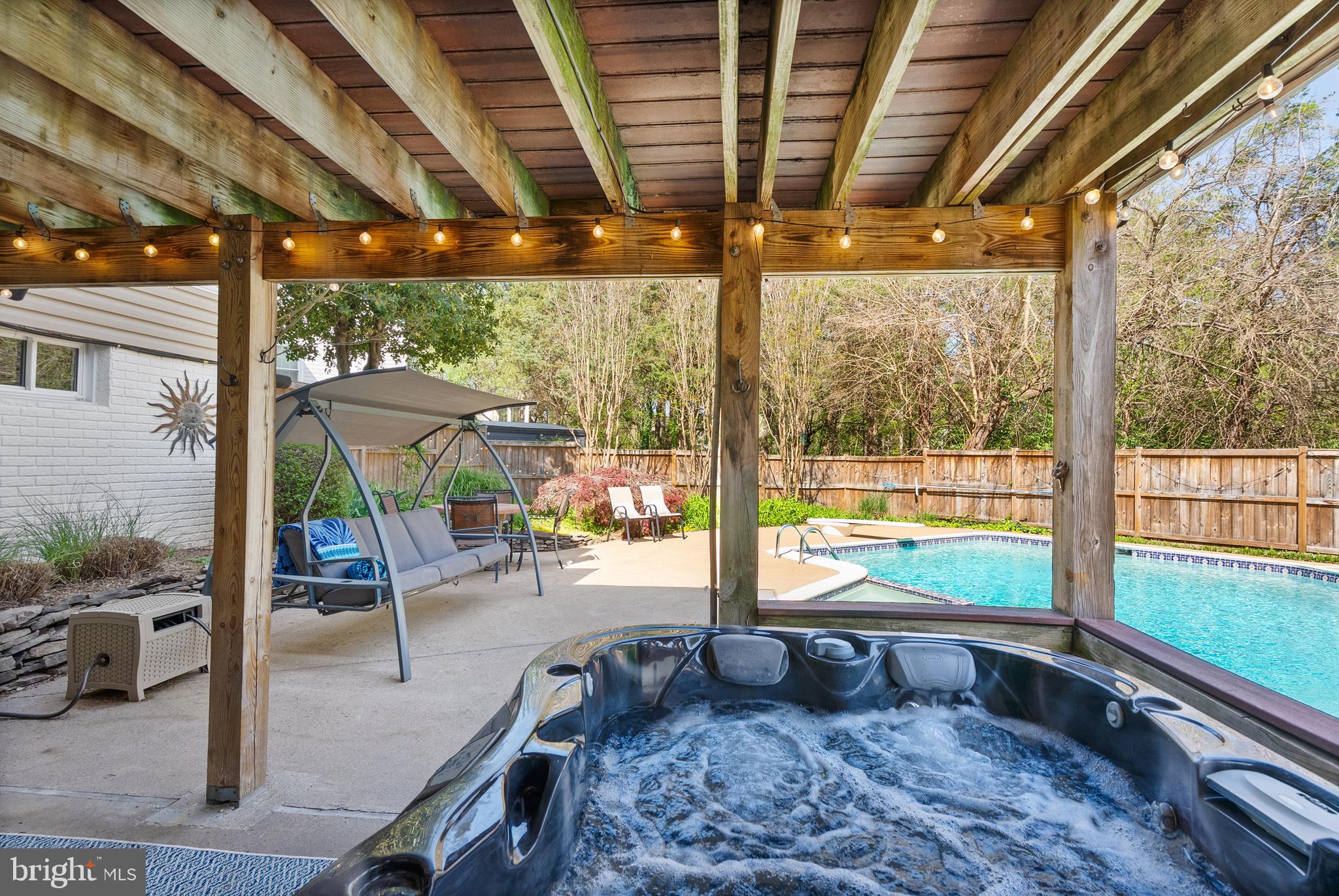 BELLE POND FARM - Residential