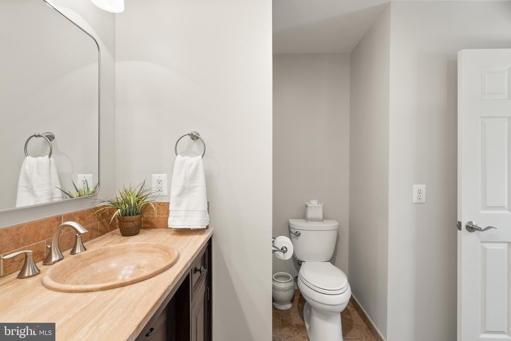 BELLE POND FARM - Residential