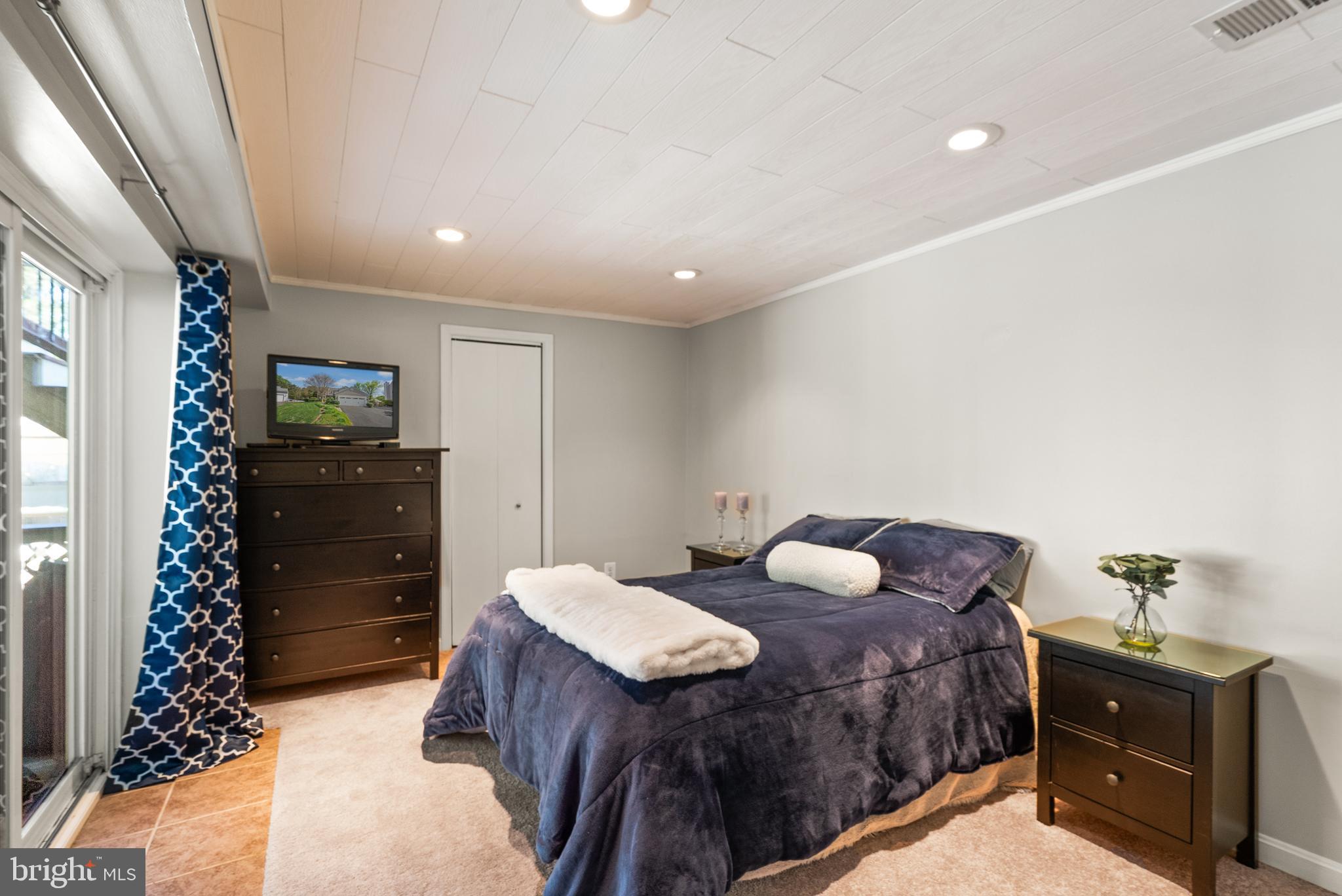 BELLE POND FARM - Residential