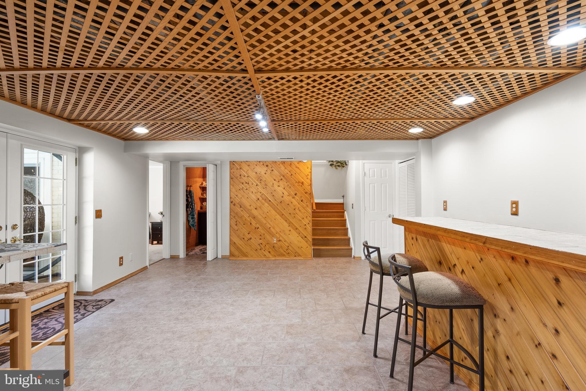 BELLE POND FARM - Residential