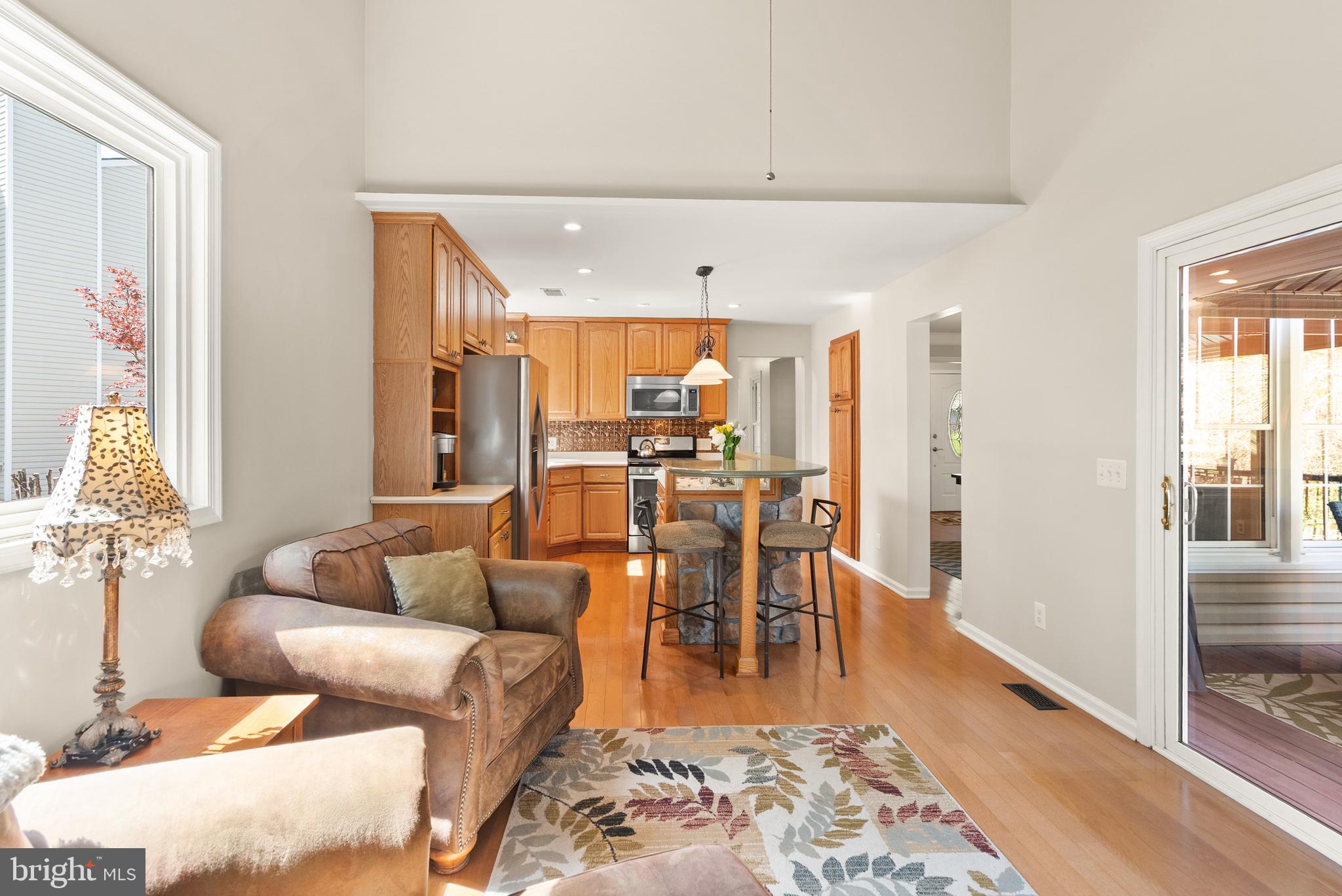 BELLE POND FARM - Residential