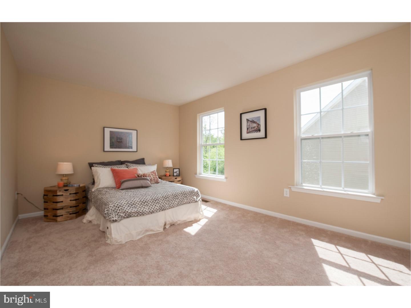 CREEKSIDE VILLAGE - Residential