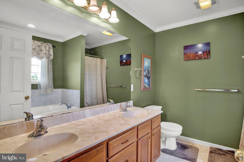 TOWNES AT CROSS CREEK - Residential