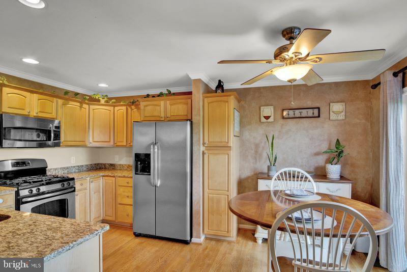 TOWNES AT CROSS CREEK - Residential