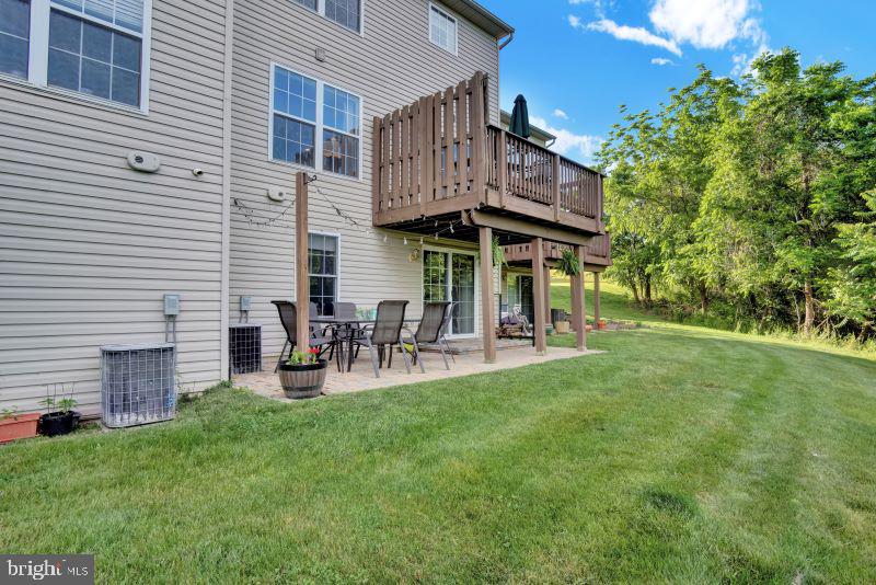 TOWNES AT CROSS CREEK - Residential