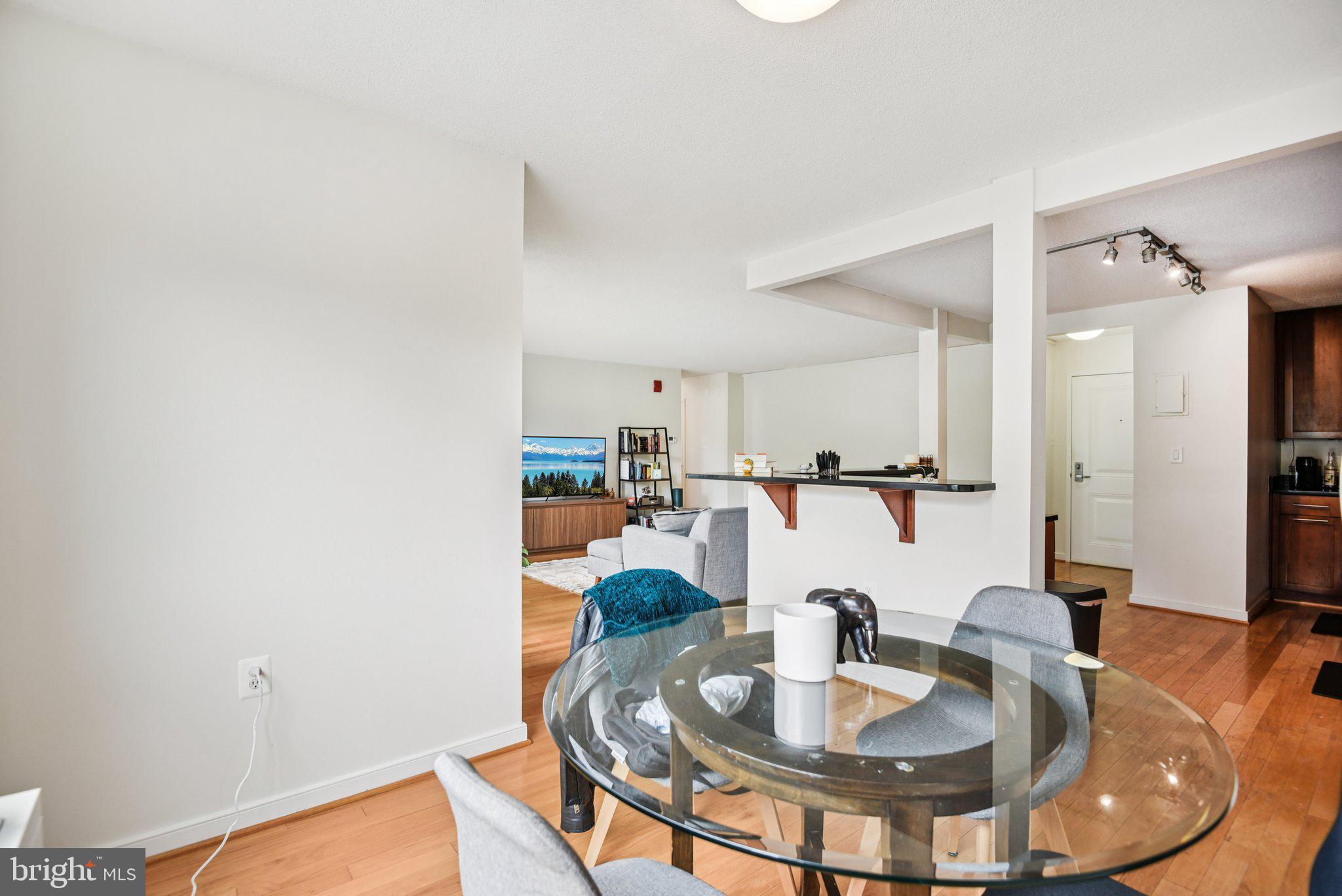 TAKOMA PARK - Residential