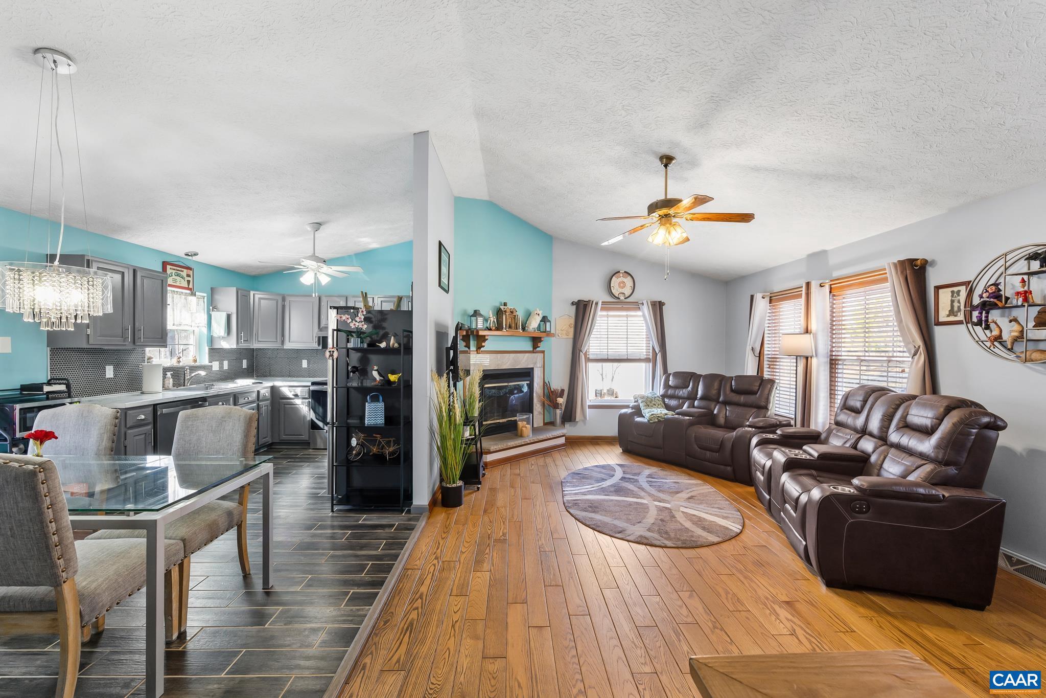 LAKE MONTICELLO - Residential