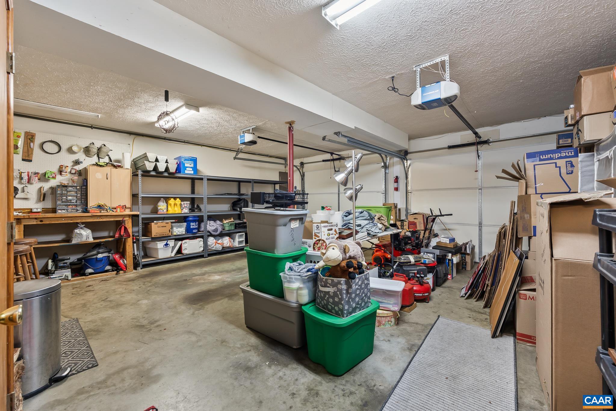 LAKE MONTICELLO - Residential