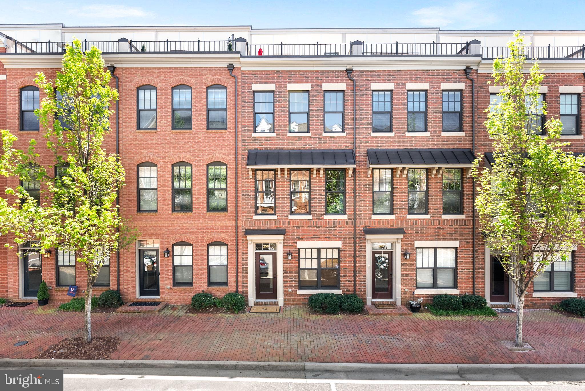259 CRESCENT STATION TERRACE SE