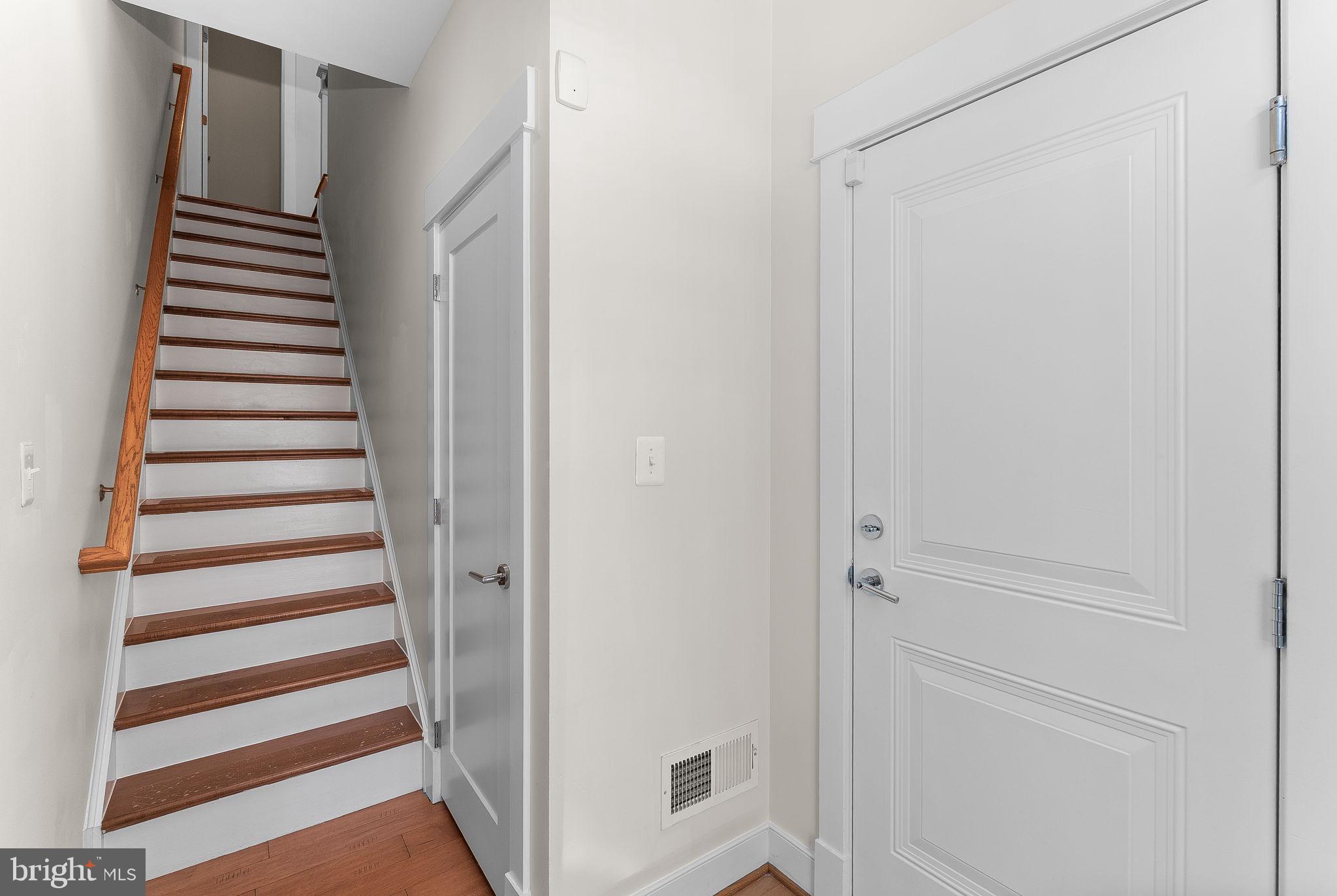259 CRESCENT STATION TERRACE SE