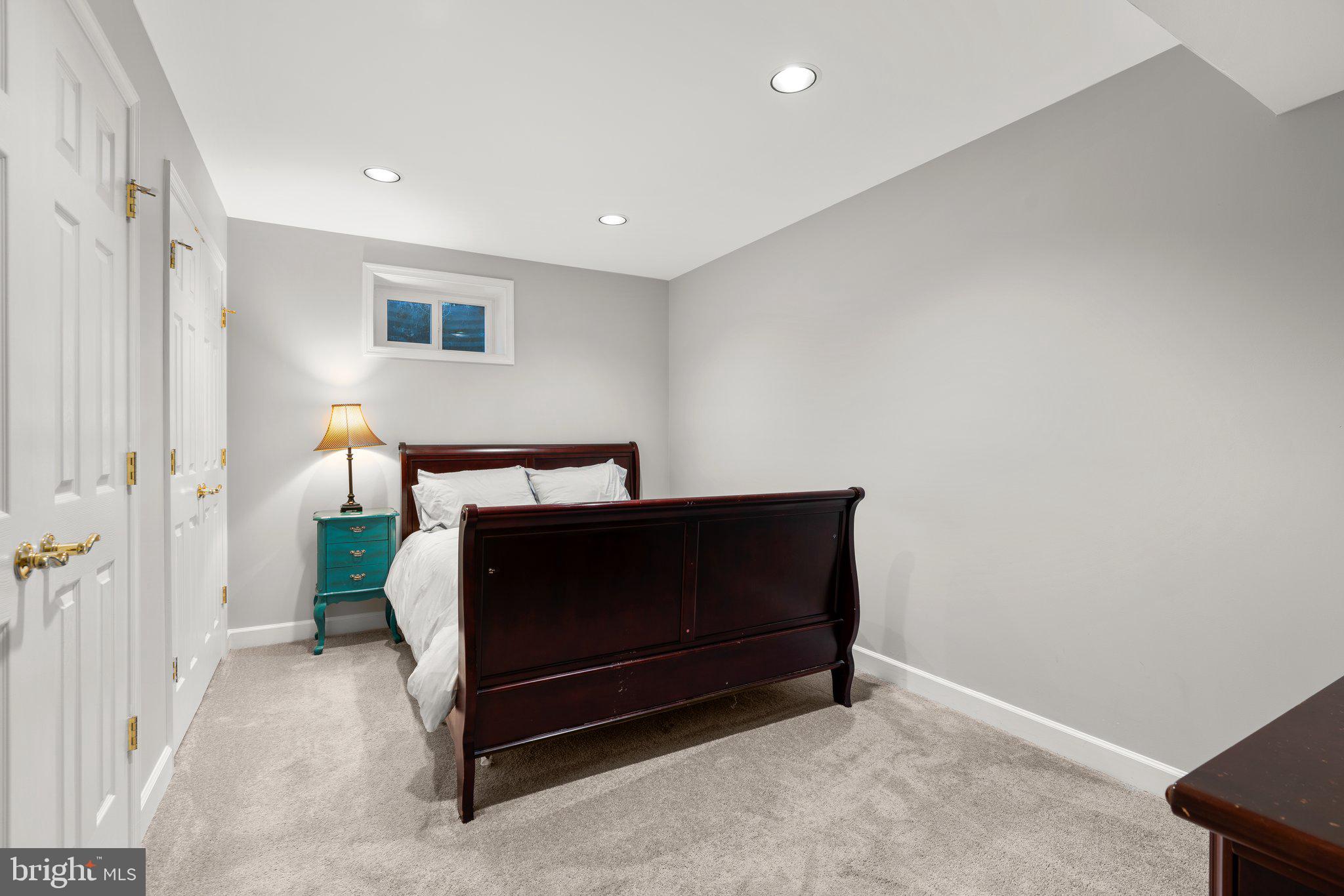 HUNTINGTON - Residential