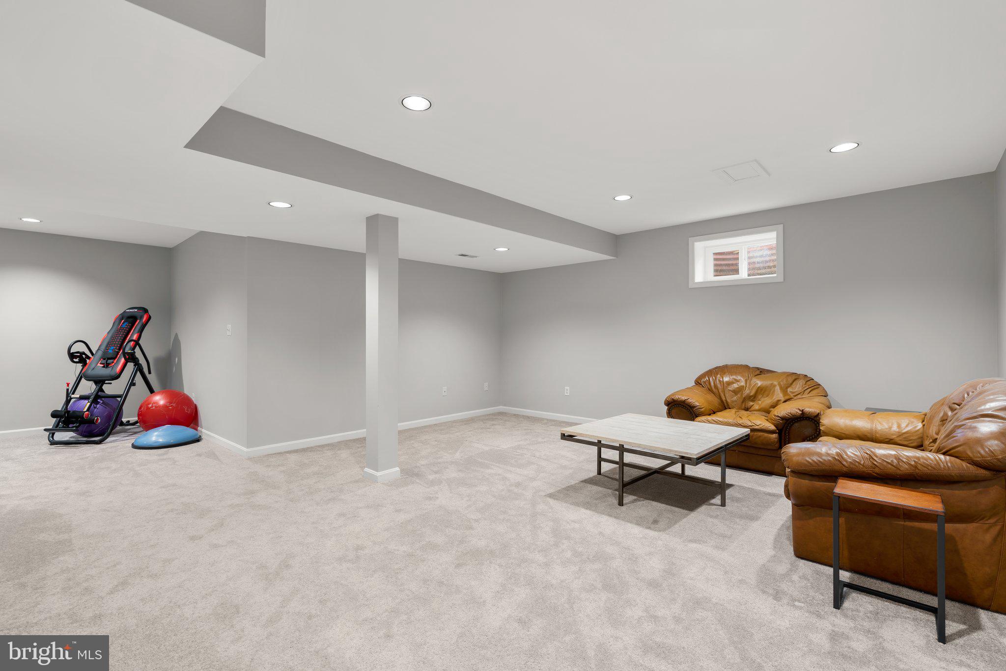 HUNTINGTON - Residential