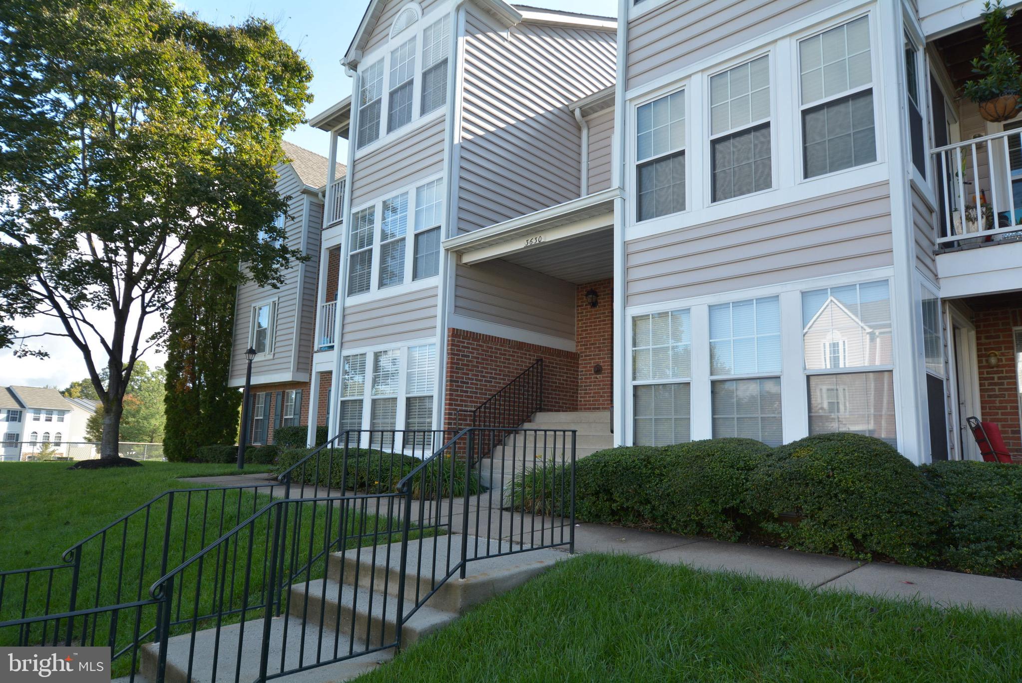 SHERBROOKE CONDO - Residential