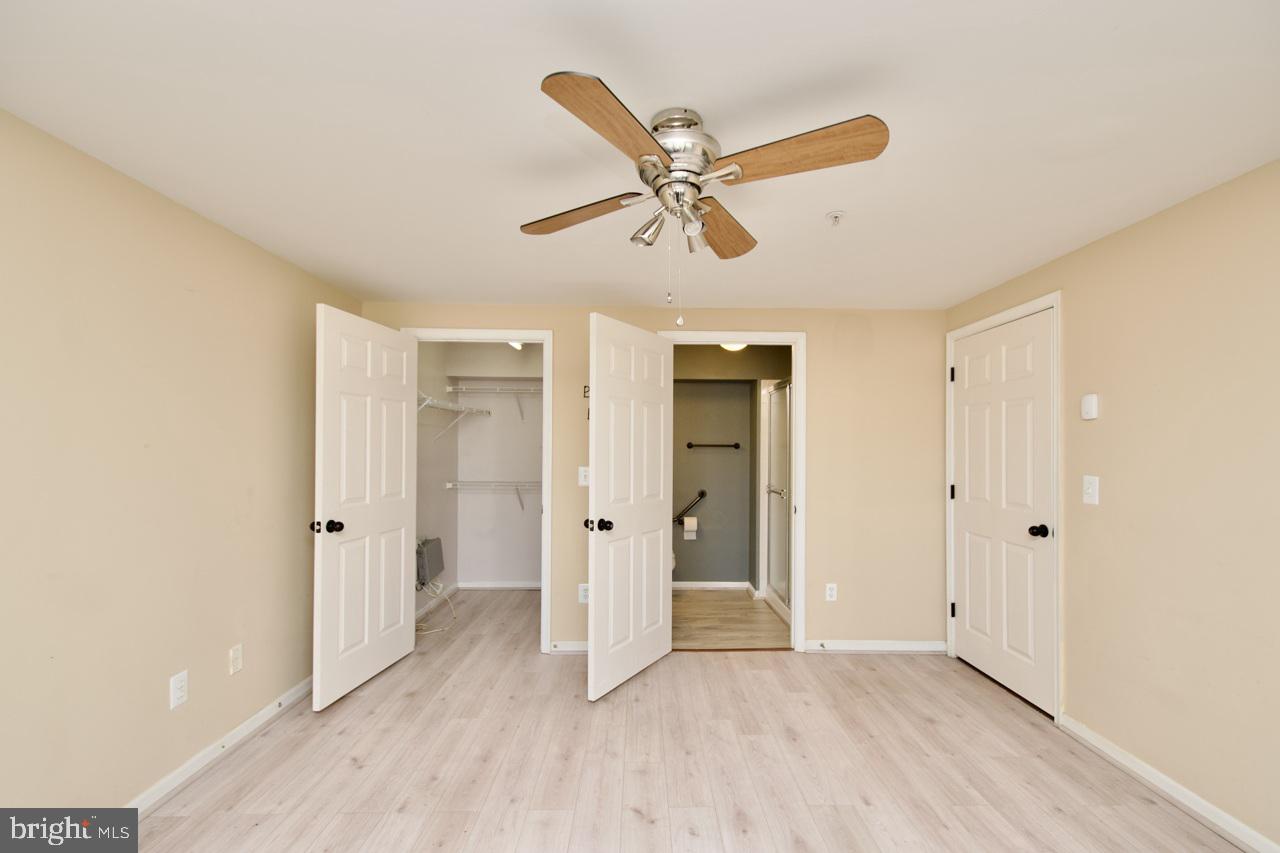 SHERBROOKE CONDO - Residential