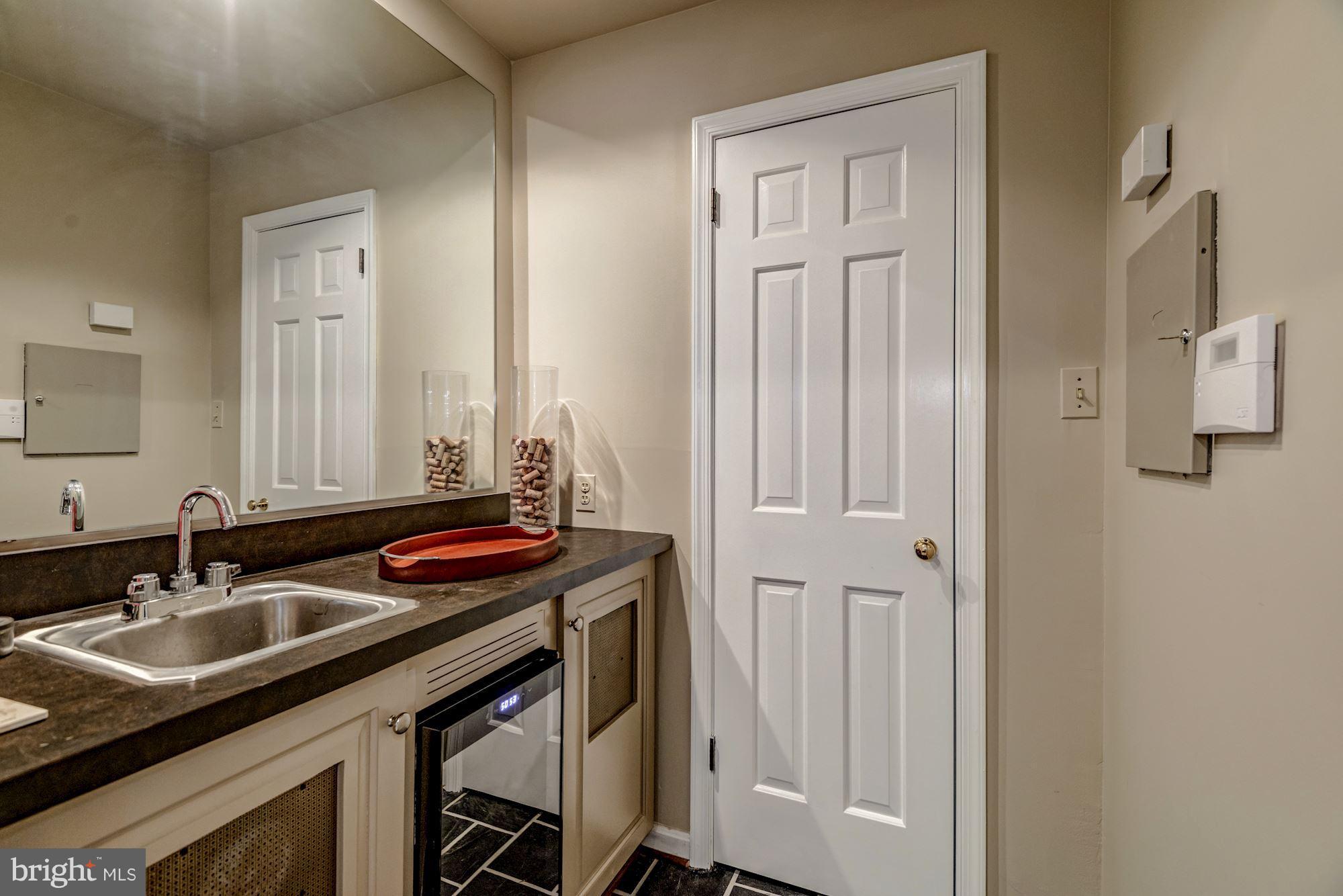 PEACOCK STATION - Residential