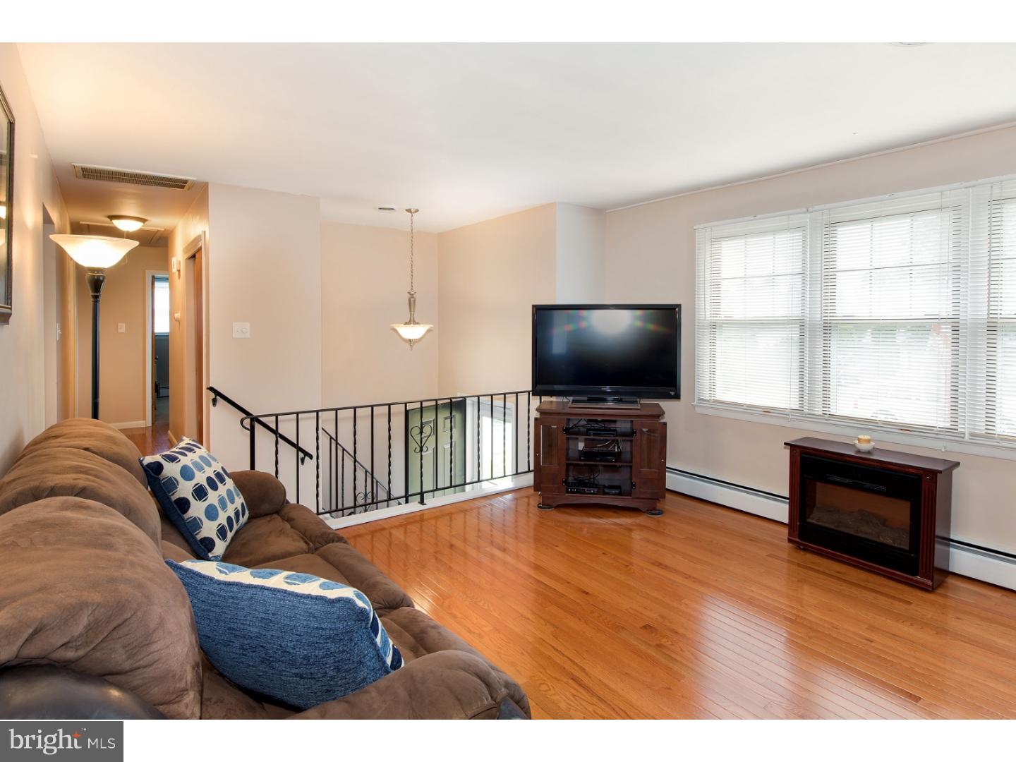 MAPLE SPRINGS - Residential