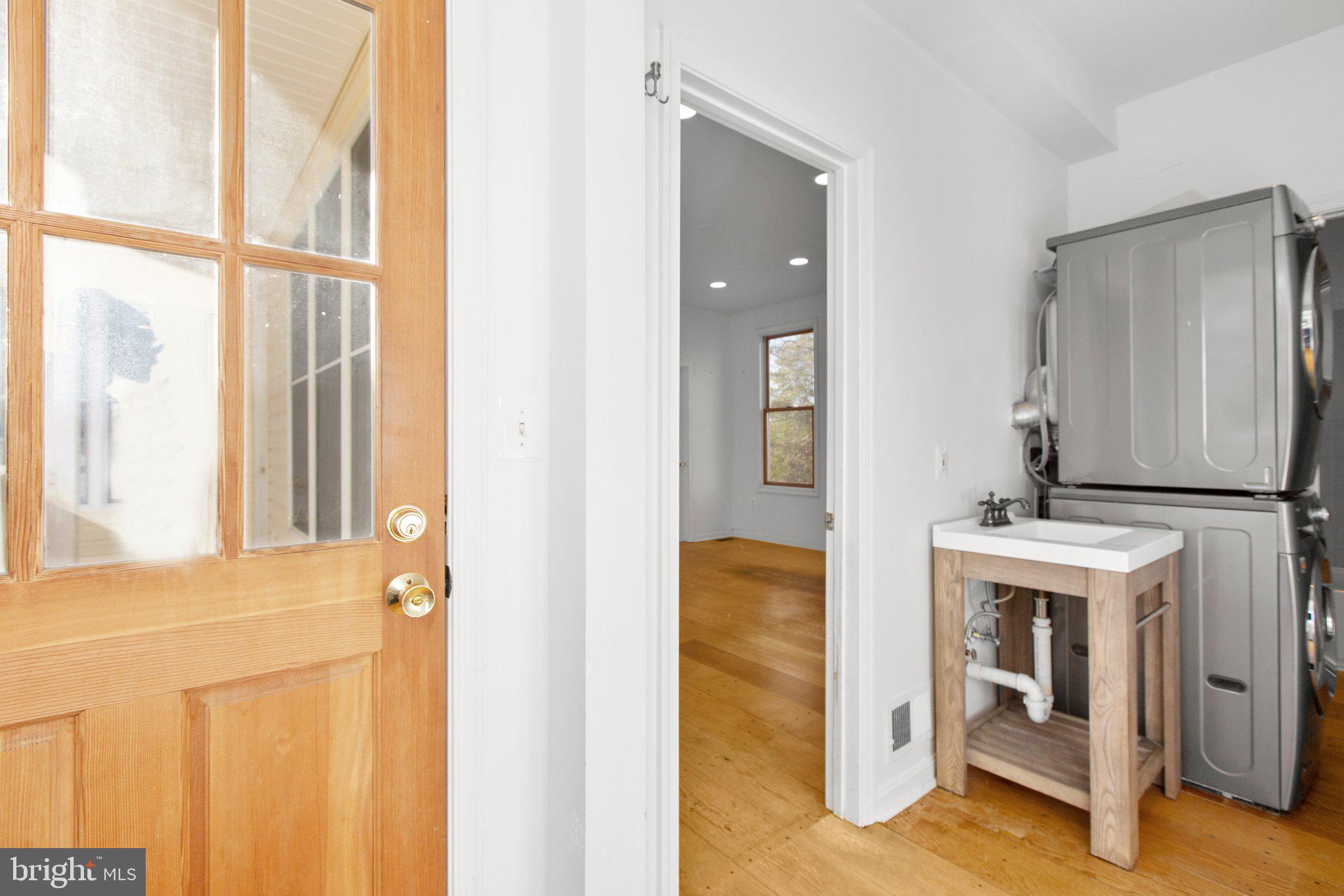 MARLBOROUGH POINT - Residential