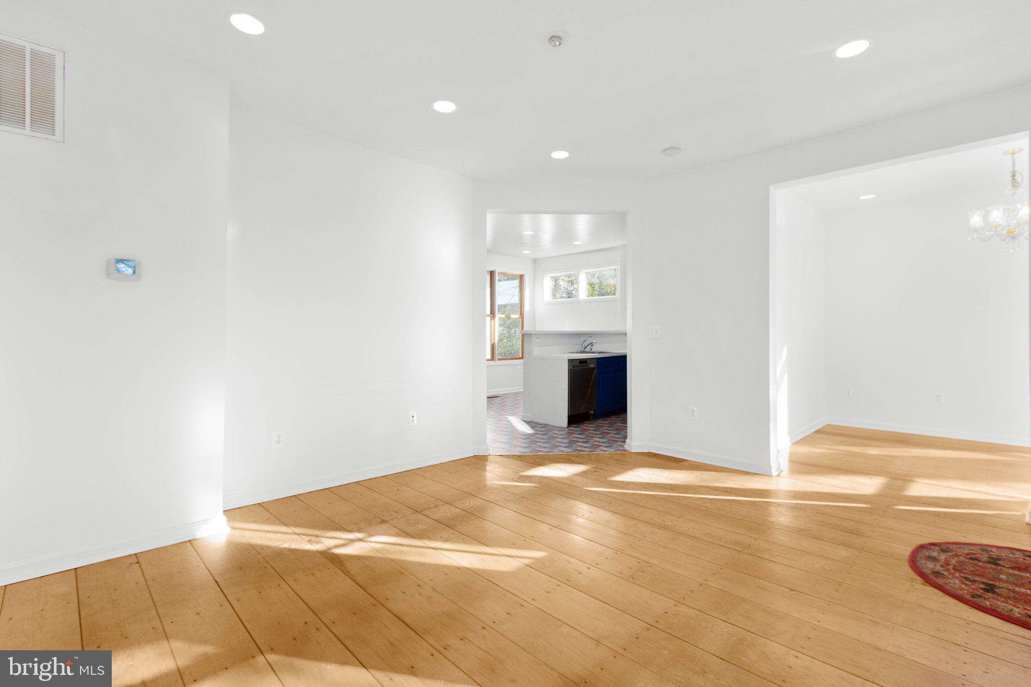 MARLBOROUGH POINT - Residential