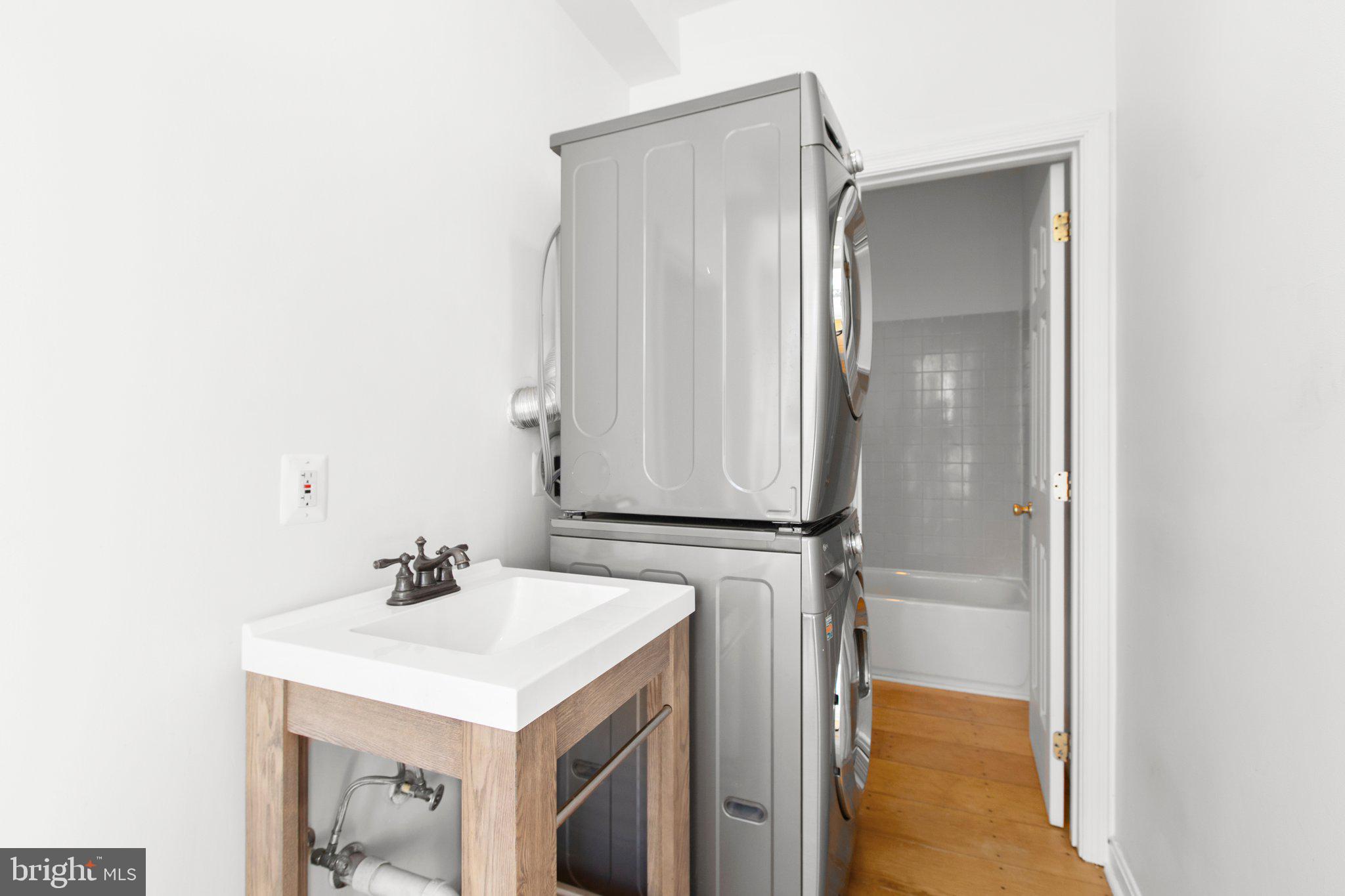 MARLBOROUGH POINT - Residential