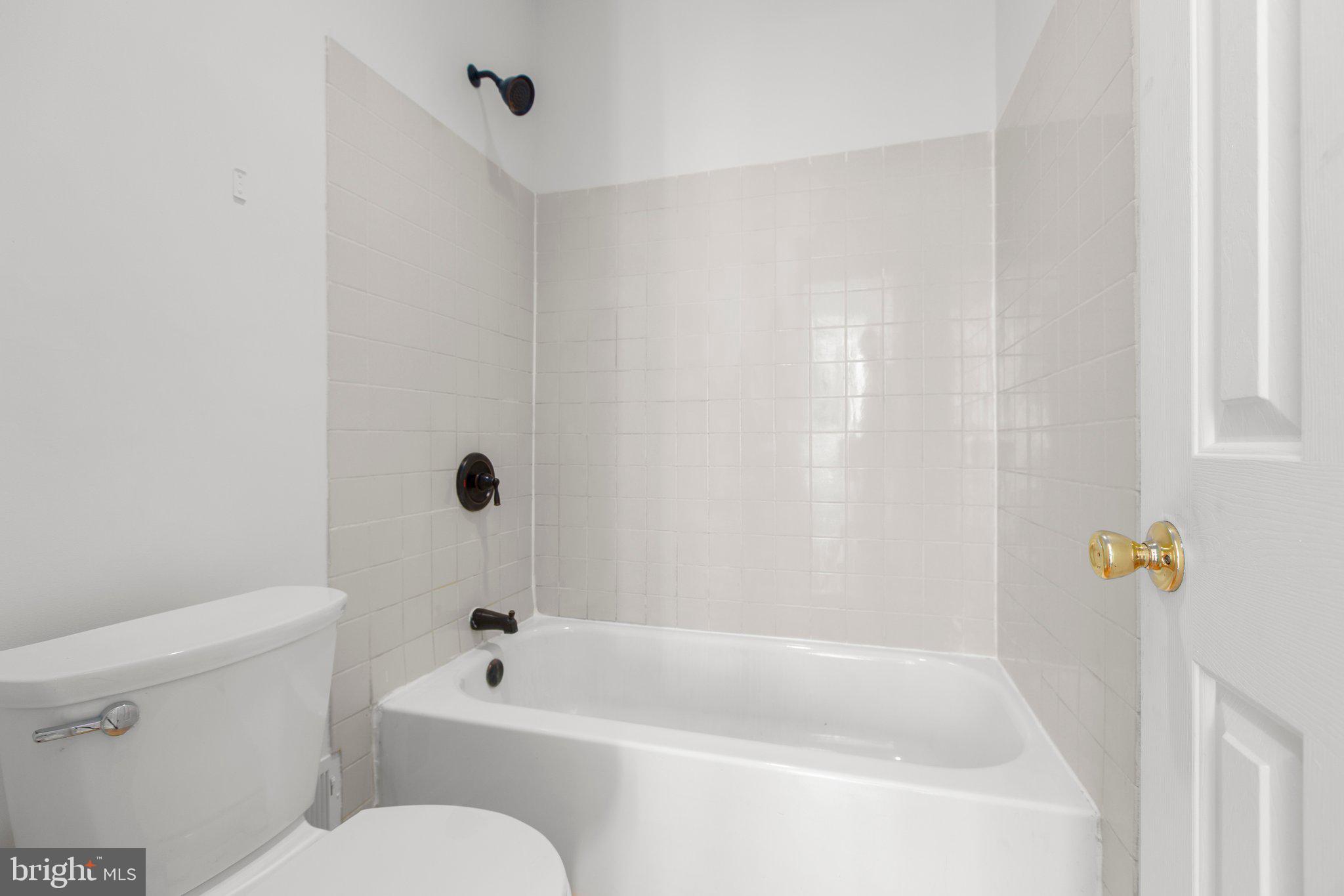 MARLBOROUGH POINT - Residential