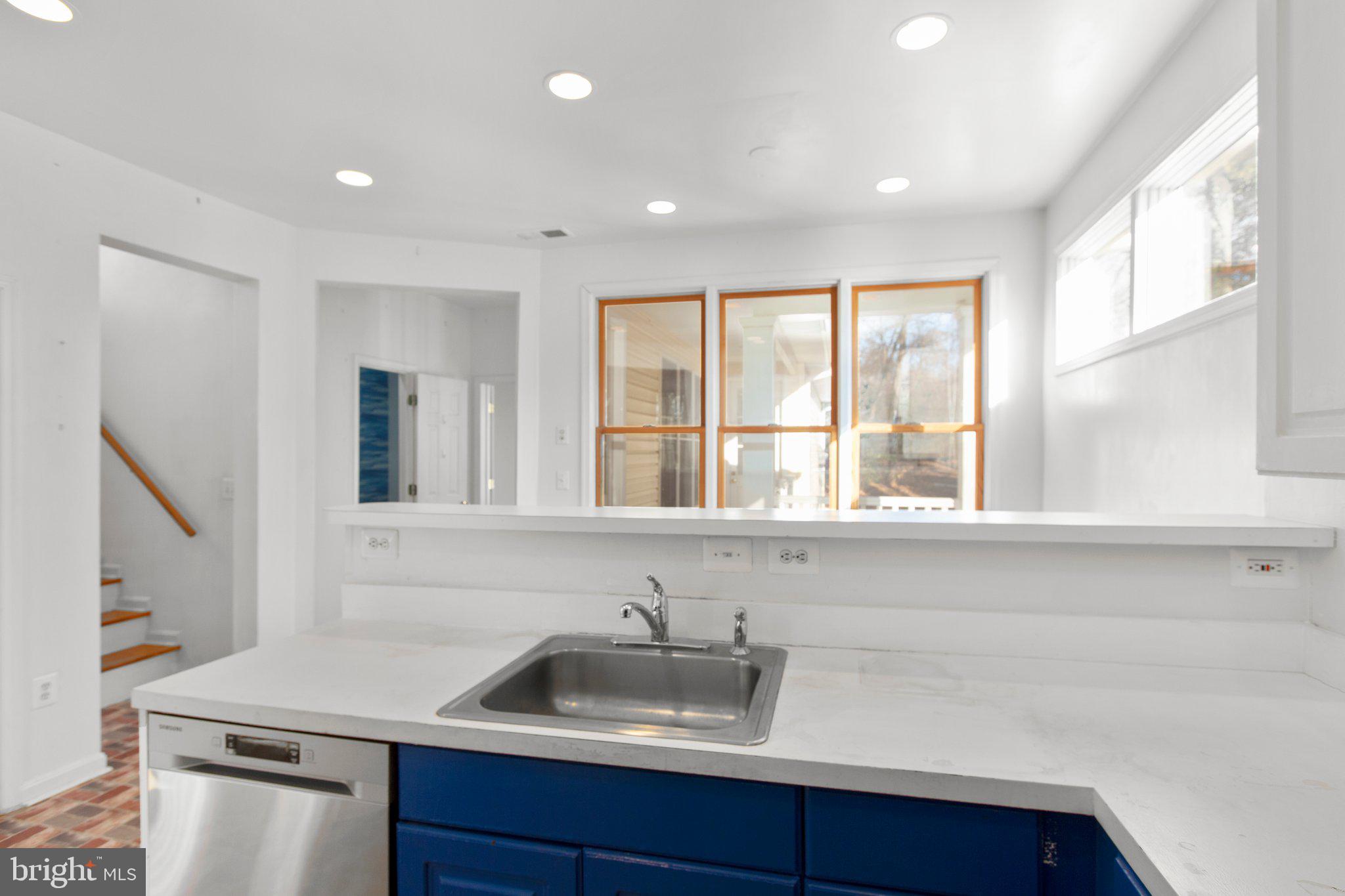 MARLBOROUGH POINT - Residential