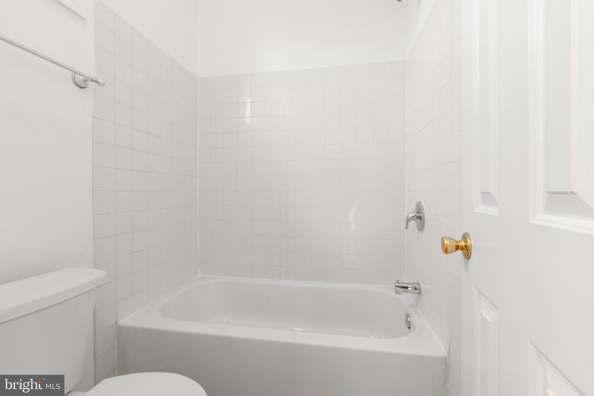 MARLBOROUGH POINT - Residential