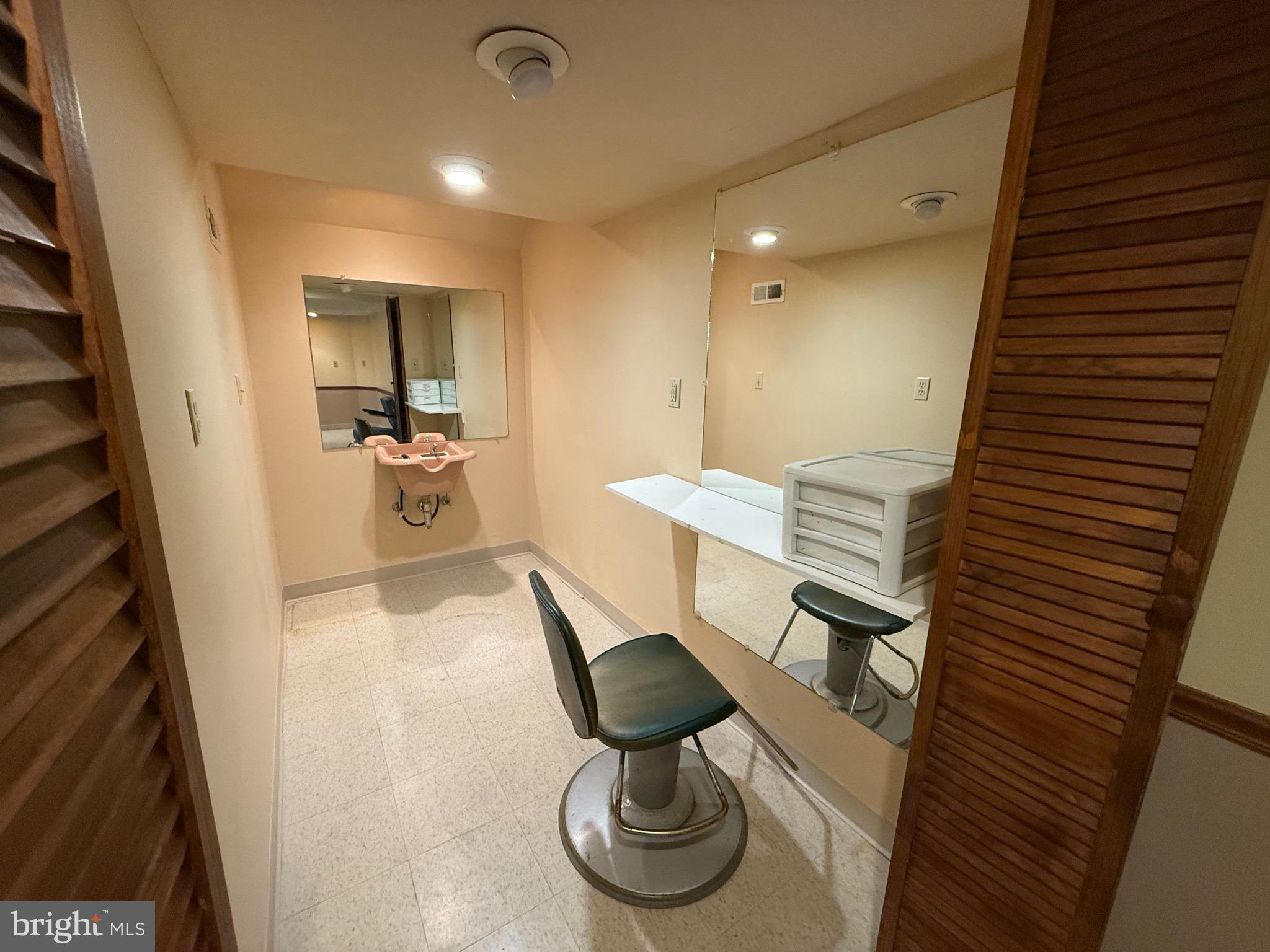 HUNTINGDON BROOK - Residential