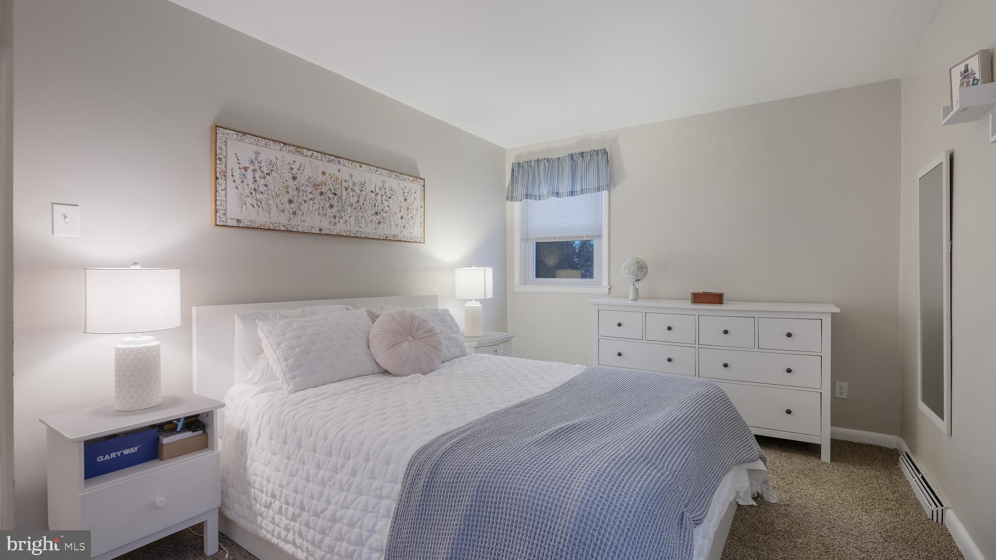 FOX CHASE - Residential