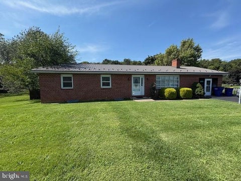 Homes For Sale - 9477 Olde Scotland Road<br/> SHIPPENSBURG, PA 17257