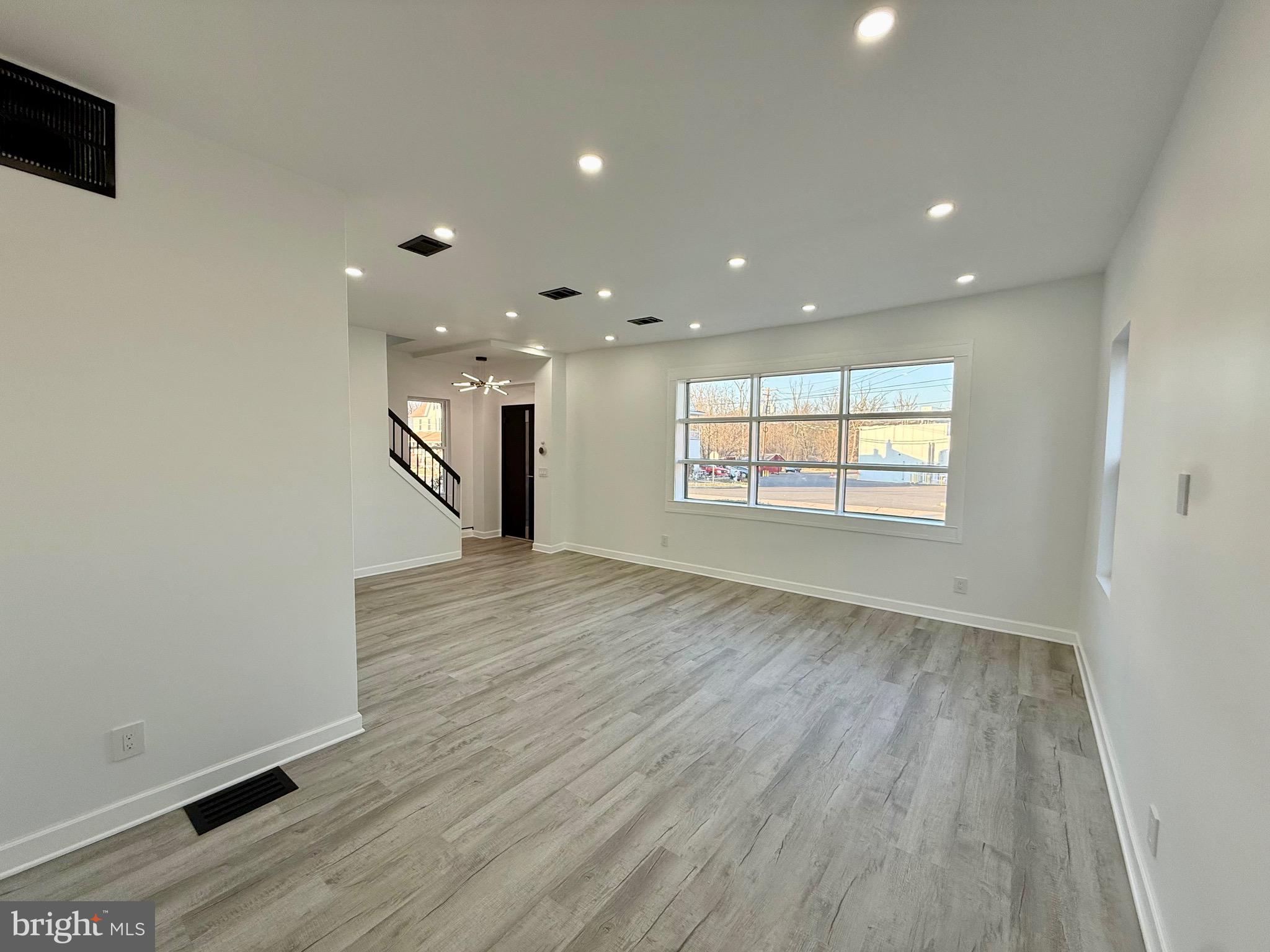 NON AVAILABLE - Residential