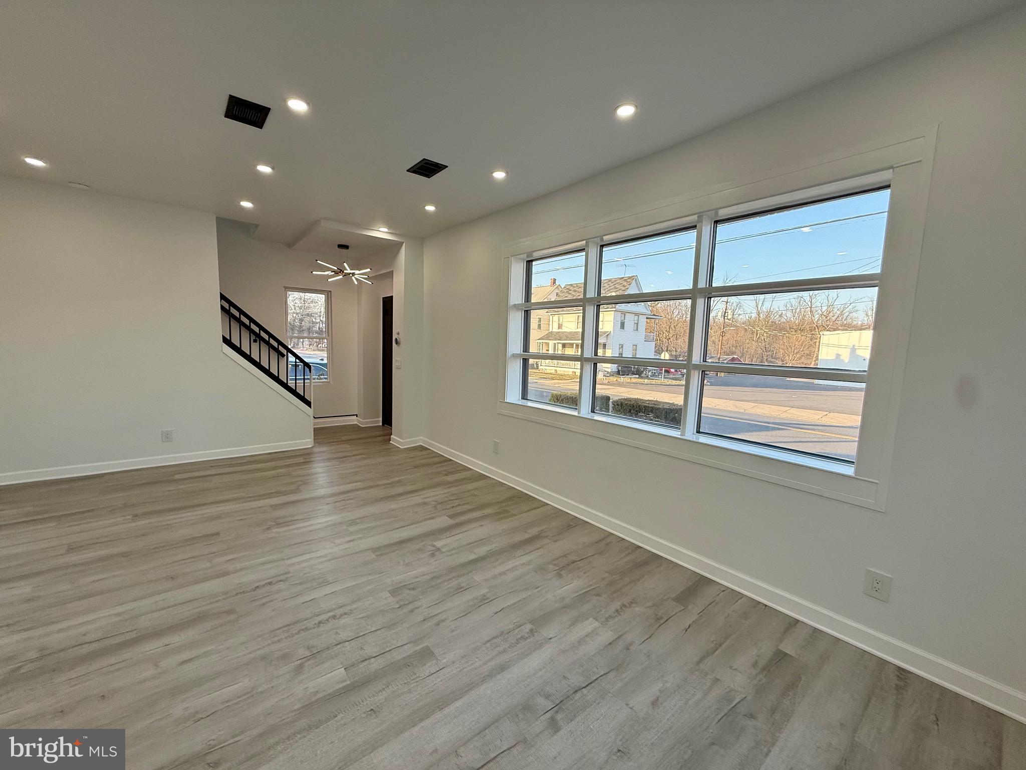 NON AVAILABLE - Residential