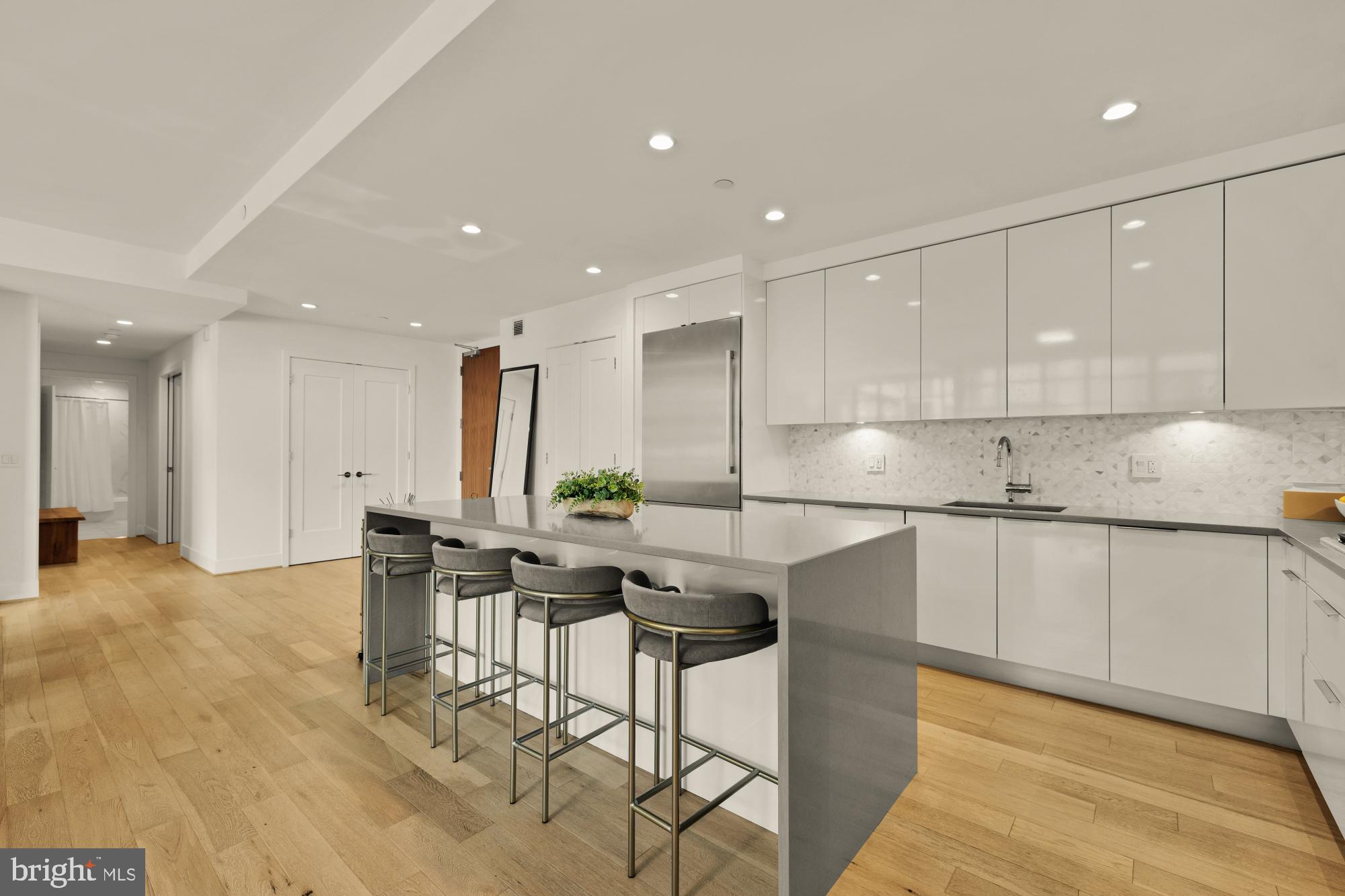WATERFRONT - Residential