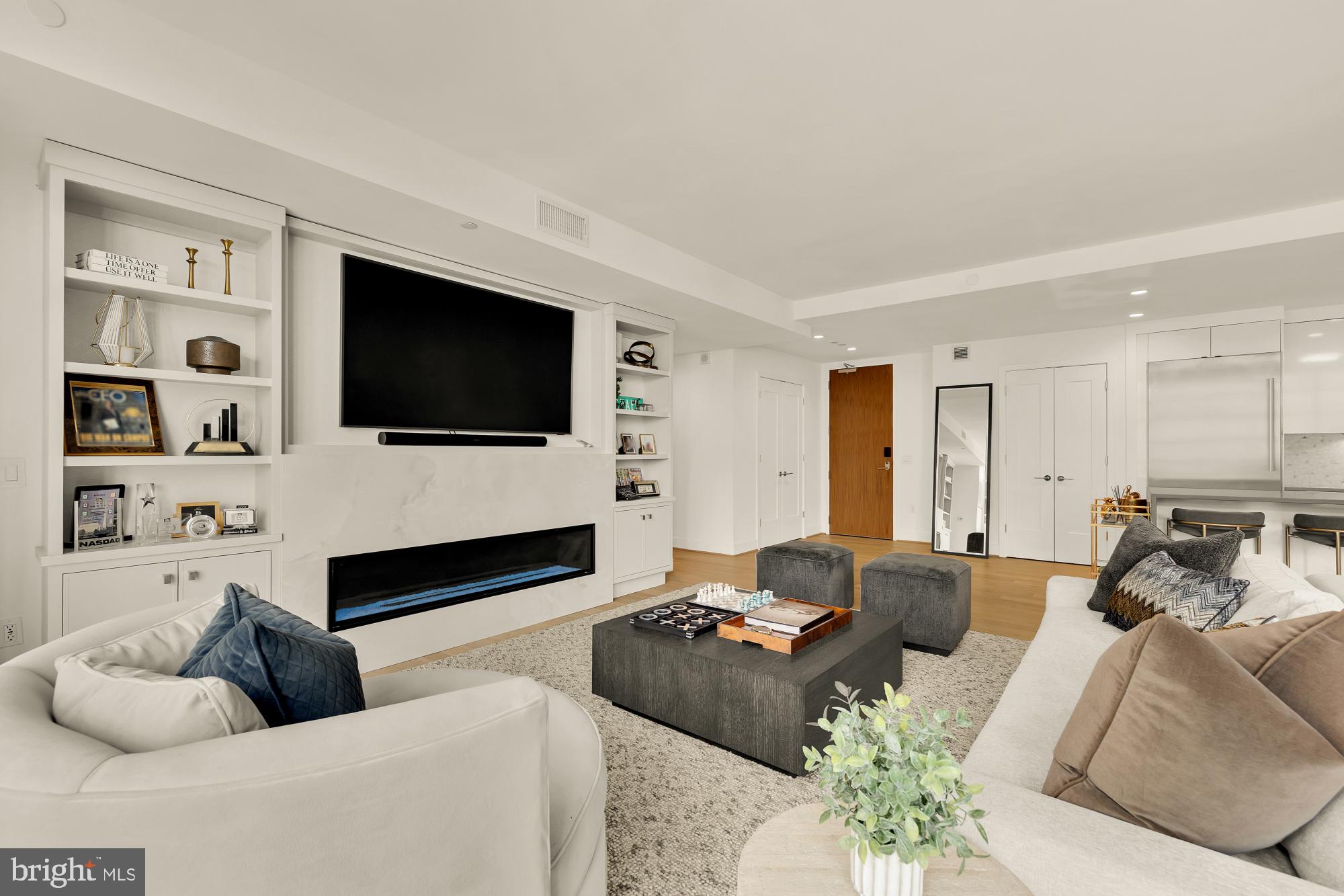 WATERFRONT - Residential