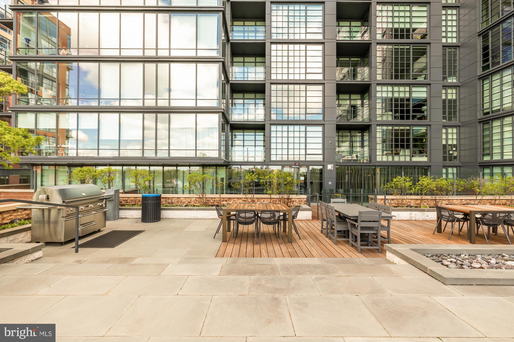WATERFRONT - Residential