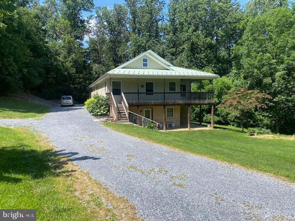 Photo of 2053 Sandstone Ln, NARVON, PA 17555 (MLS # PALA2077248)