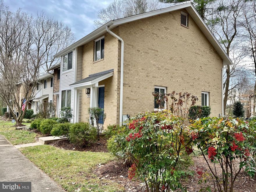 Fantastic furnished short term rental (3-6 months) available starting May 10th.  Great updated living space with all the comforts of your own home.  Nature surrounds with a rear patio and paths to nearby stores and restaurants.  Easy access to MacArthur Blvd., Potomac River, 495 ramp at River Road.  This 3-6 month rental includes utilities and internet.  Call the listing agent for more details.