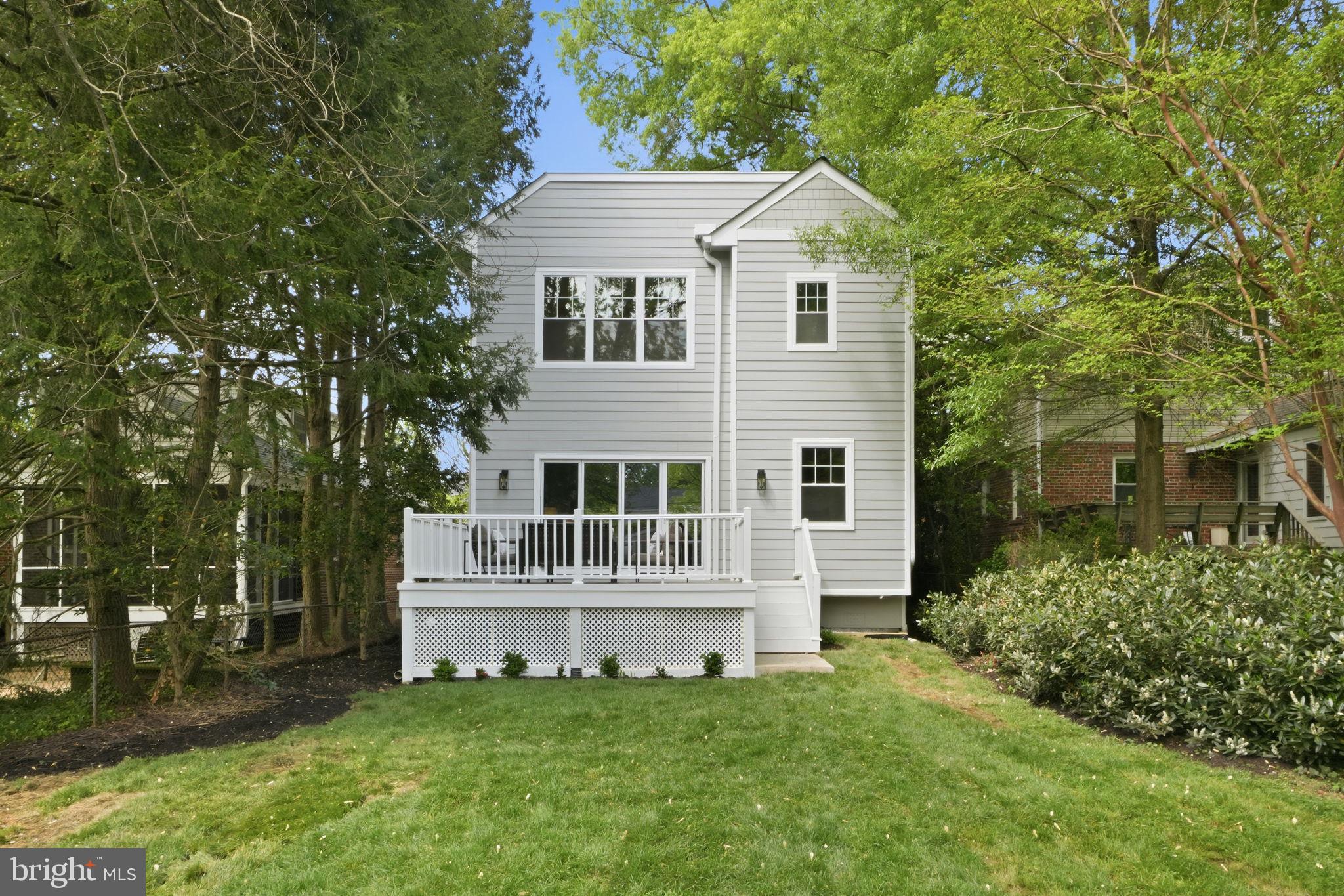 AMERICAN UNIVERSITY PARK - Residential