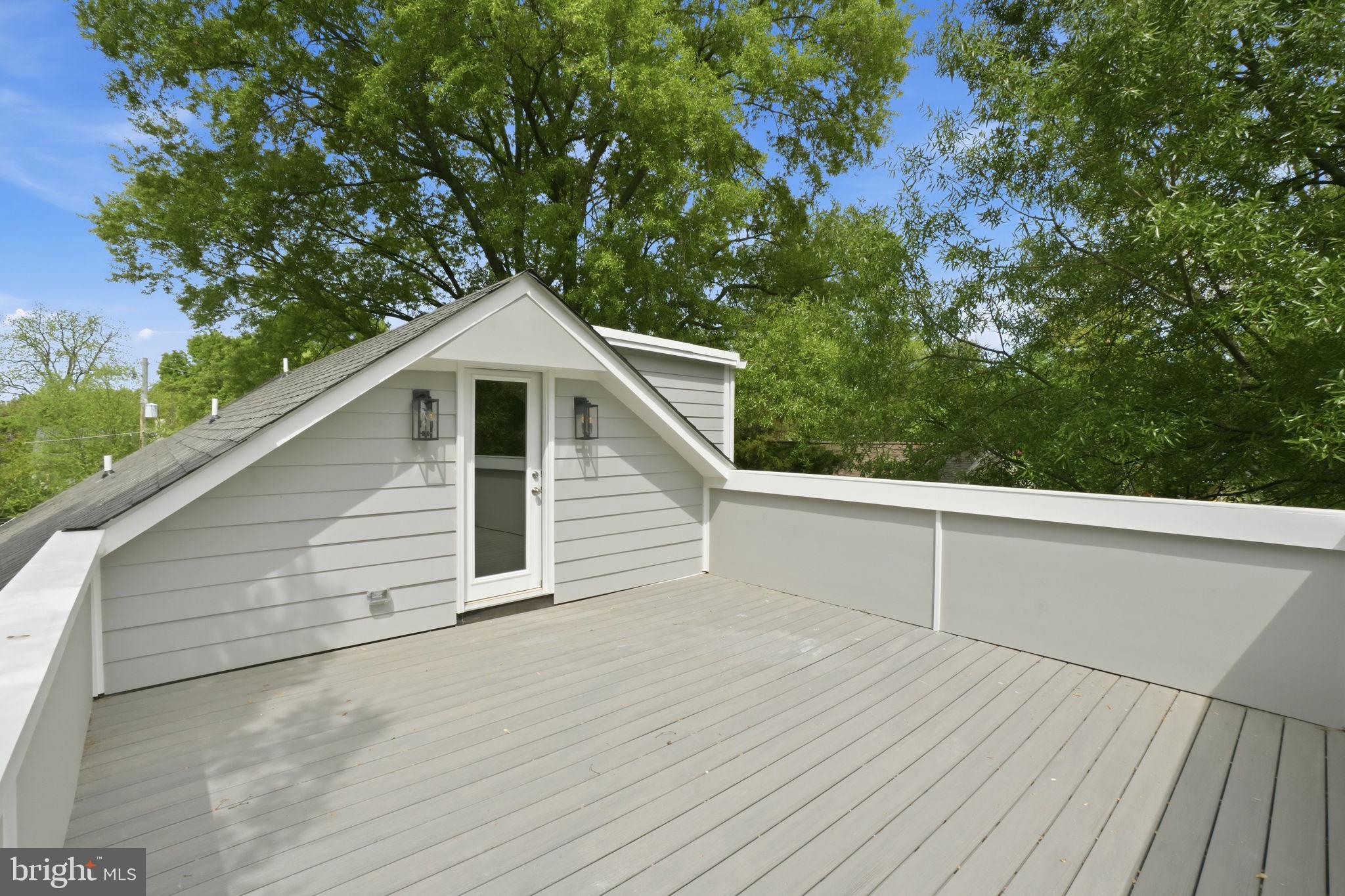 AMERICAN UNIVERSITY PARK - Residential
