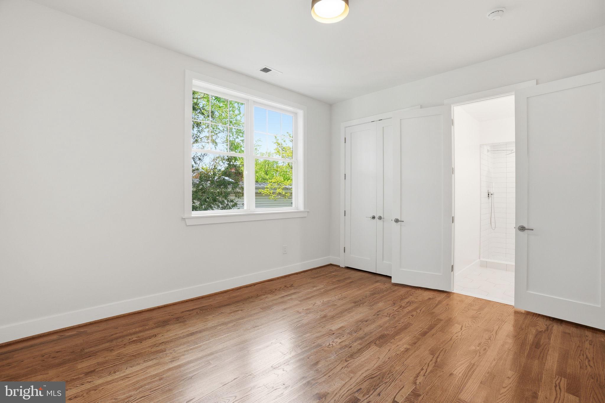 AMERICAN UNIVERSITY PARK - Residential
