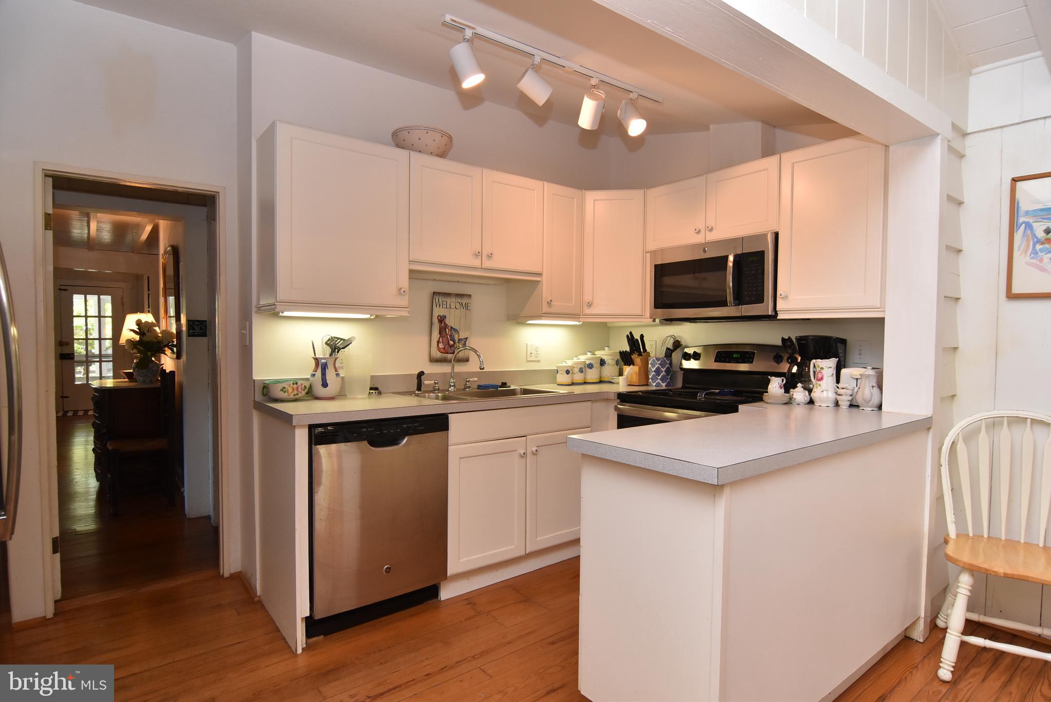 NORTH REHOBOTH - Residential