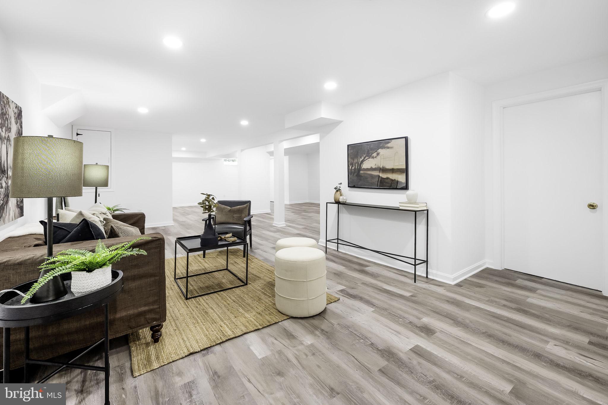 REISTERSTOWN - Residential