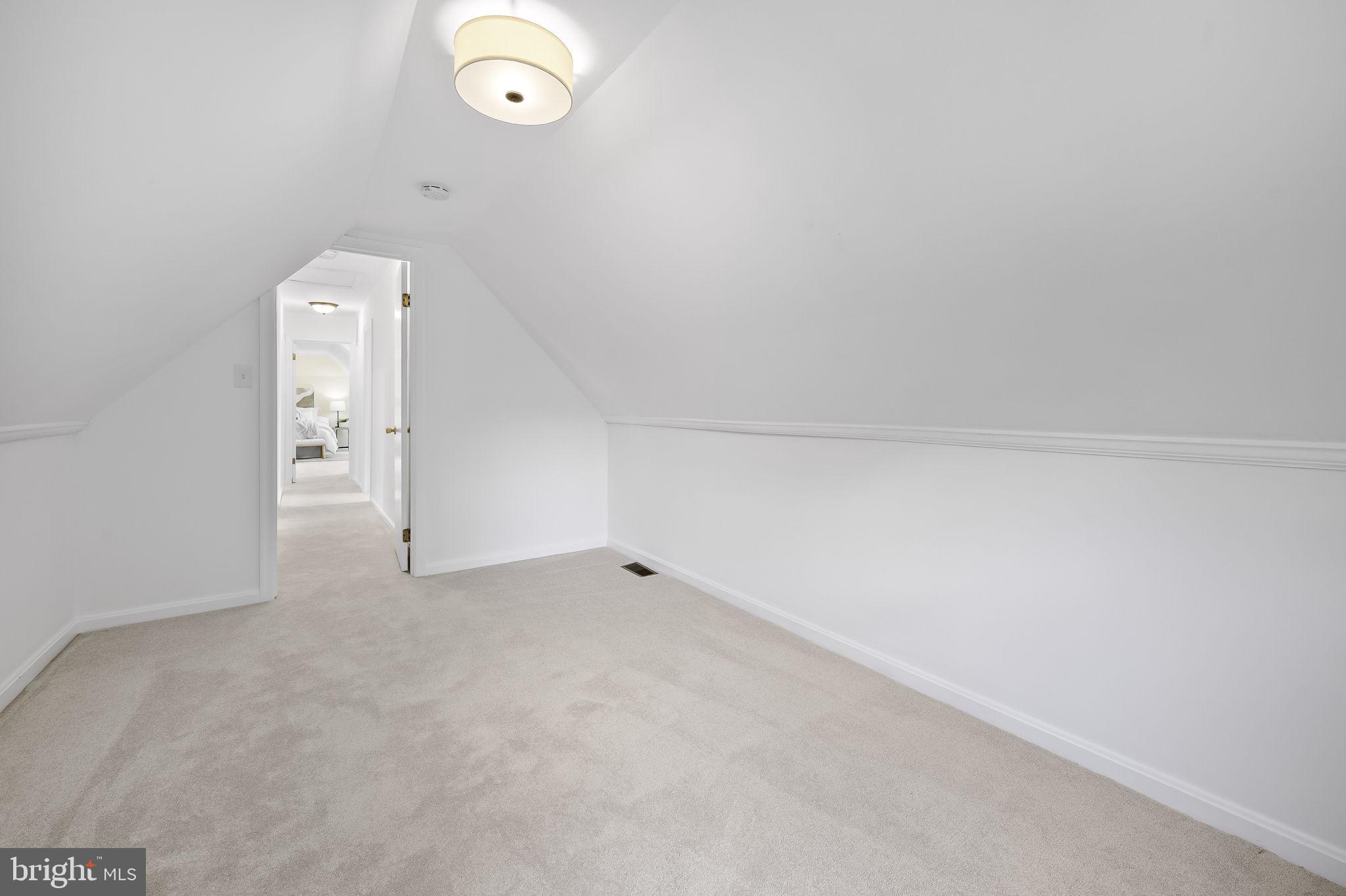 REISTERSTOWN - Residential