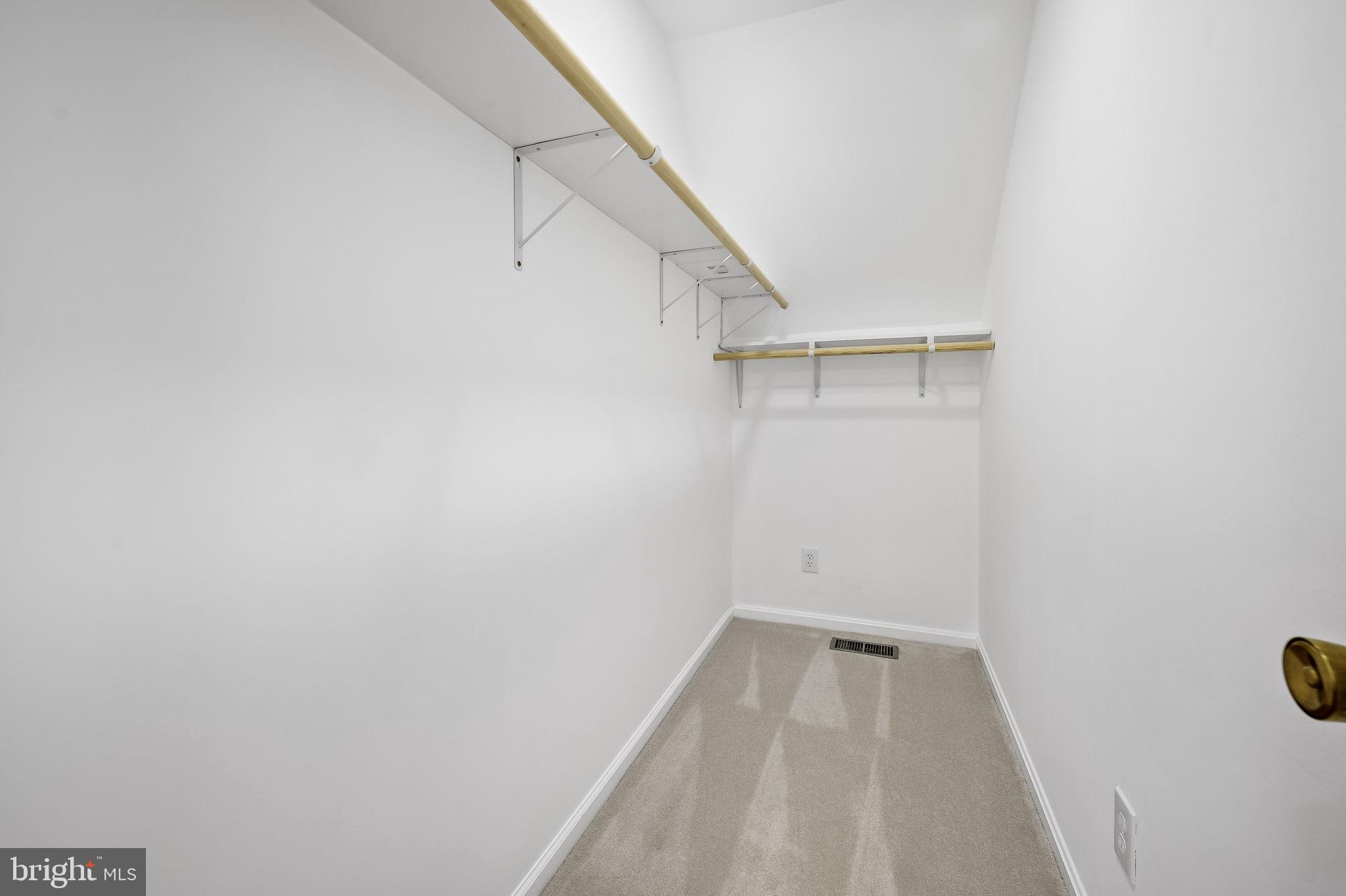 REISTERSTOWN - Residential