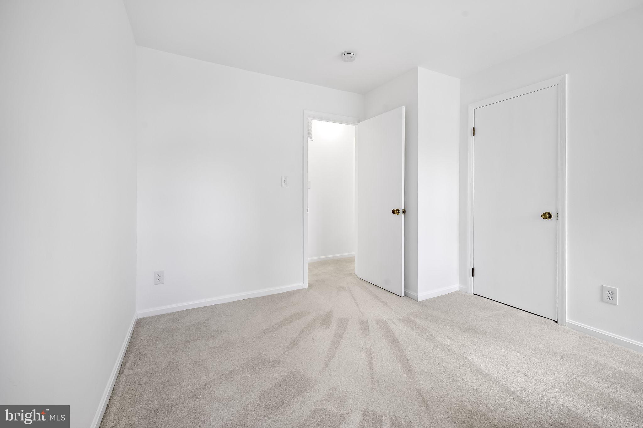 REISTERSTOWN - Residential